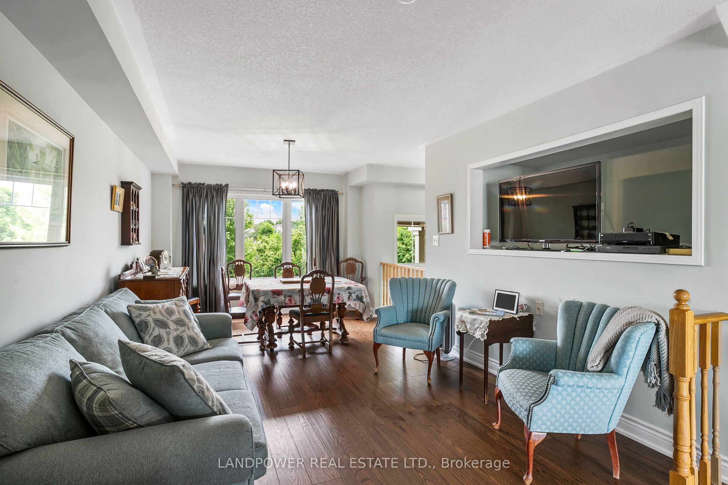 73 Baker Hill Boulevard Property Photo 6