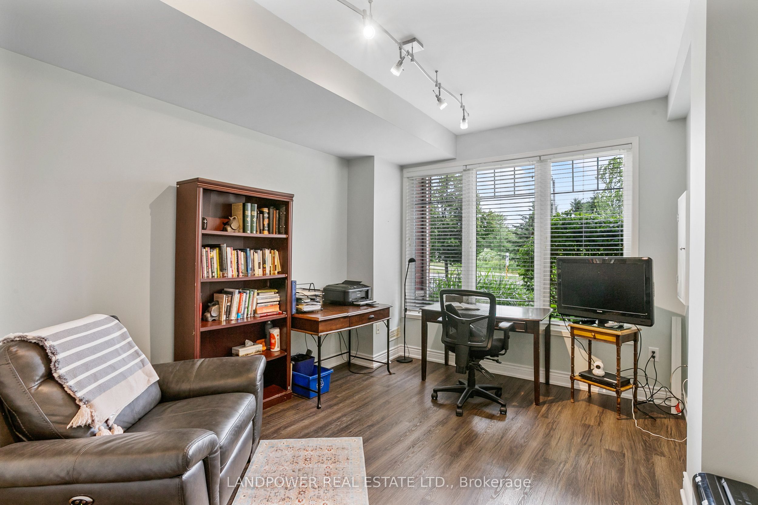 73 Baker Hill Boulevard Property Photo 30
