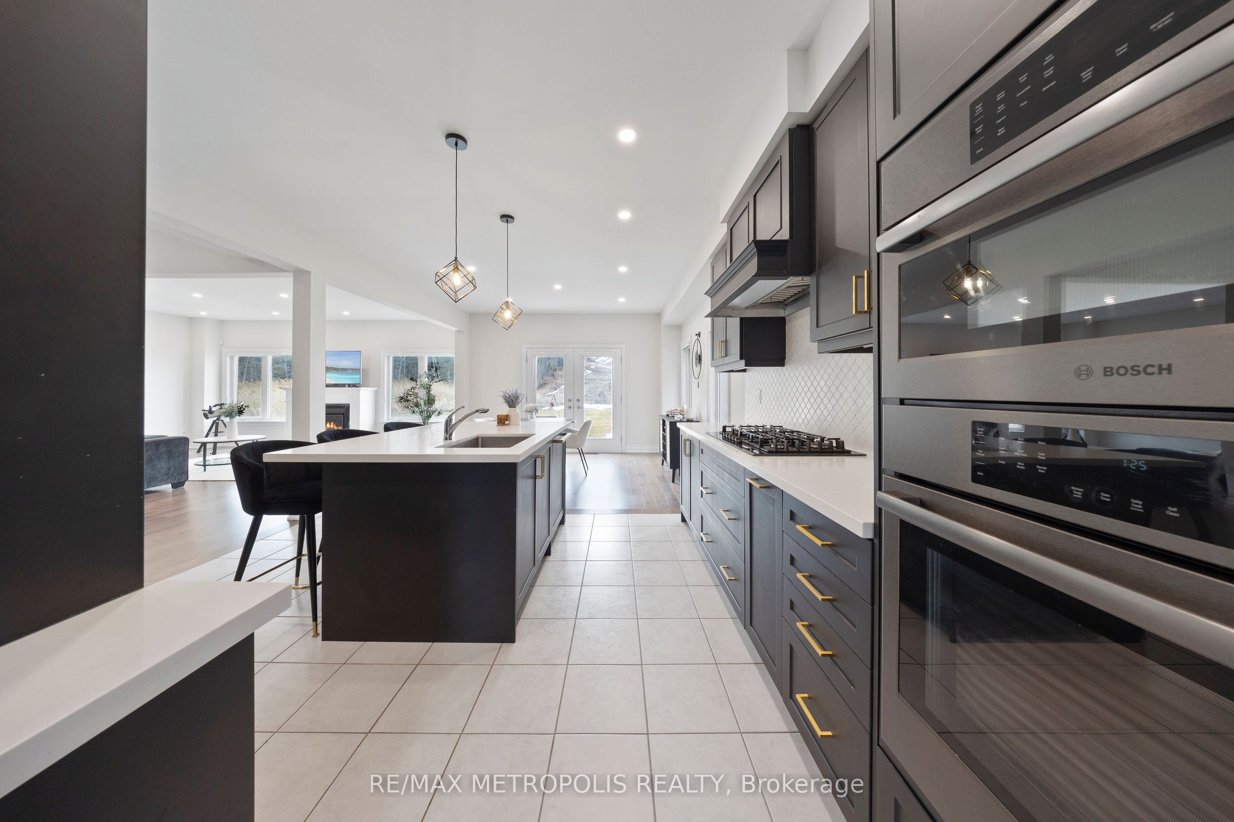 147 Kennedy Boulevard Property Photo 13