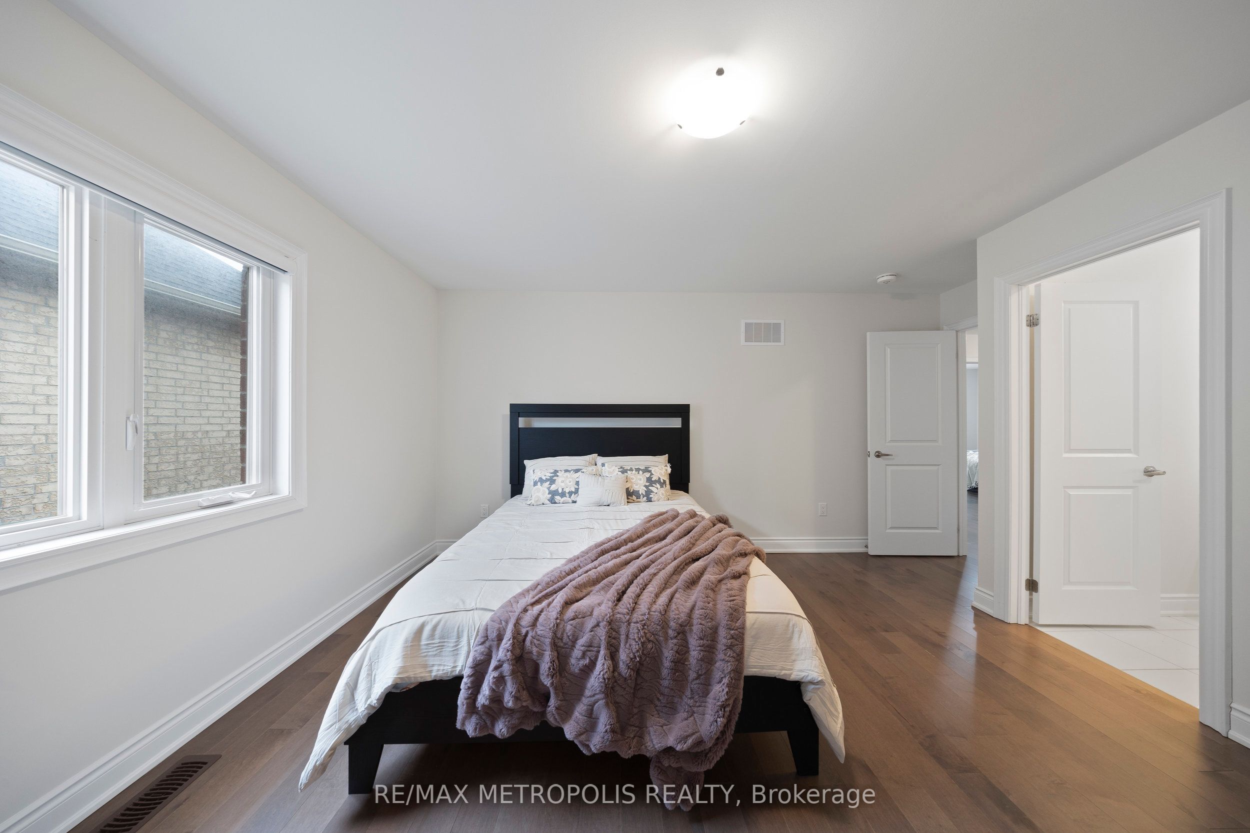 147 Kennedy Boulevard Property Photo 33