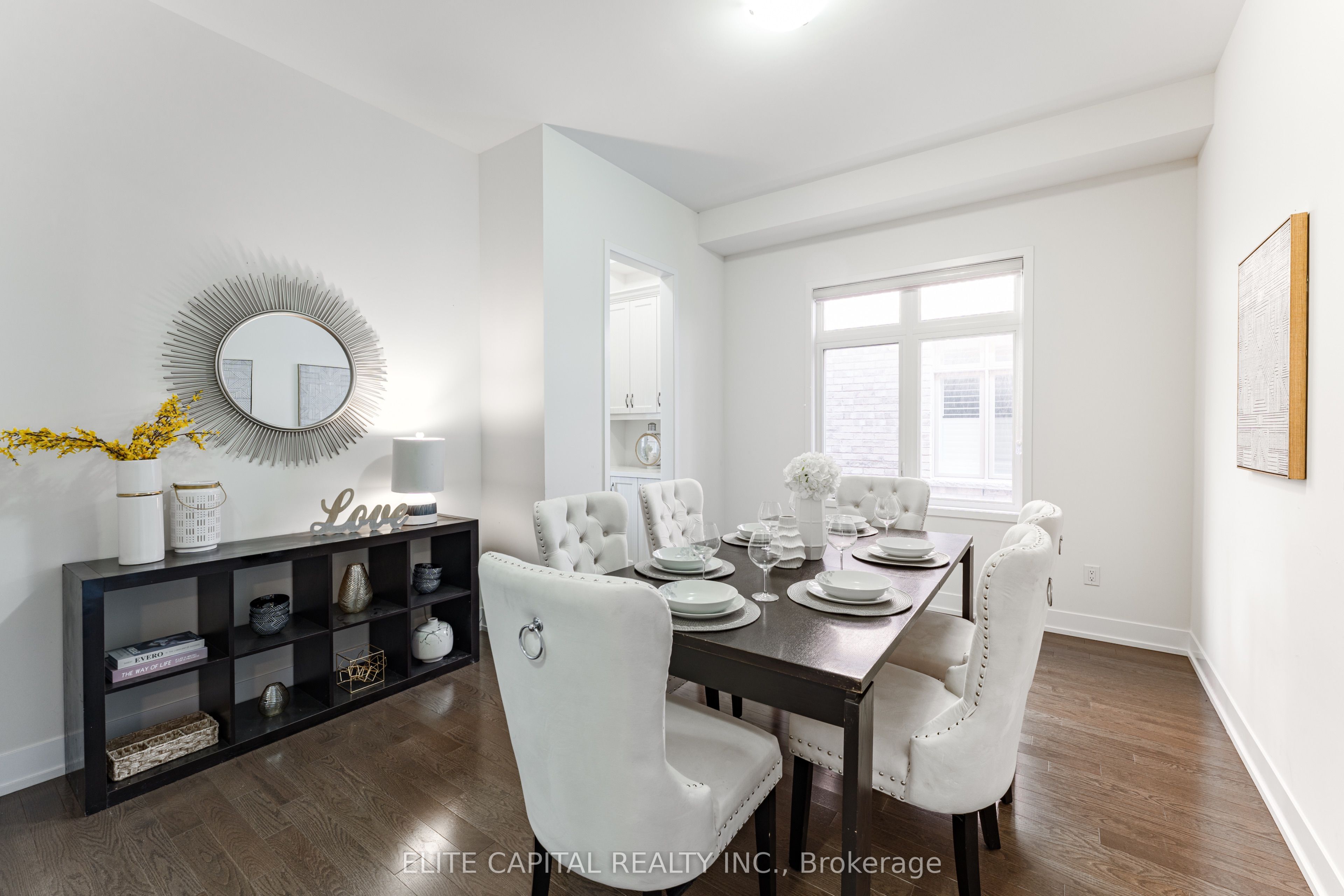 242 Touch Gold Crescent Property Photo 8