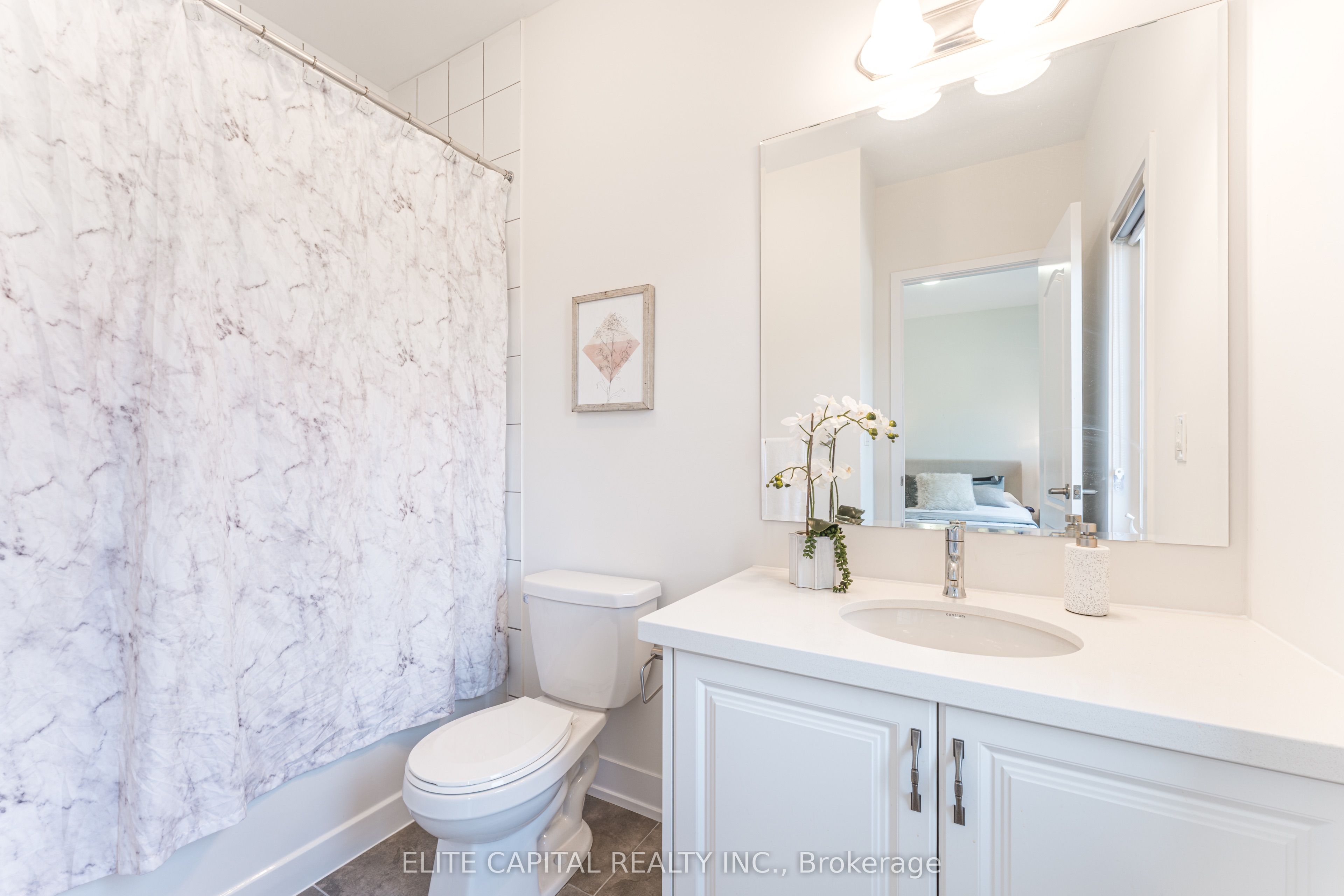242 Touch Gold Crescent Property Photo 28