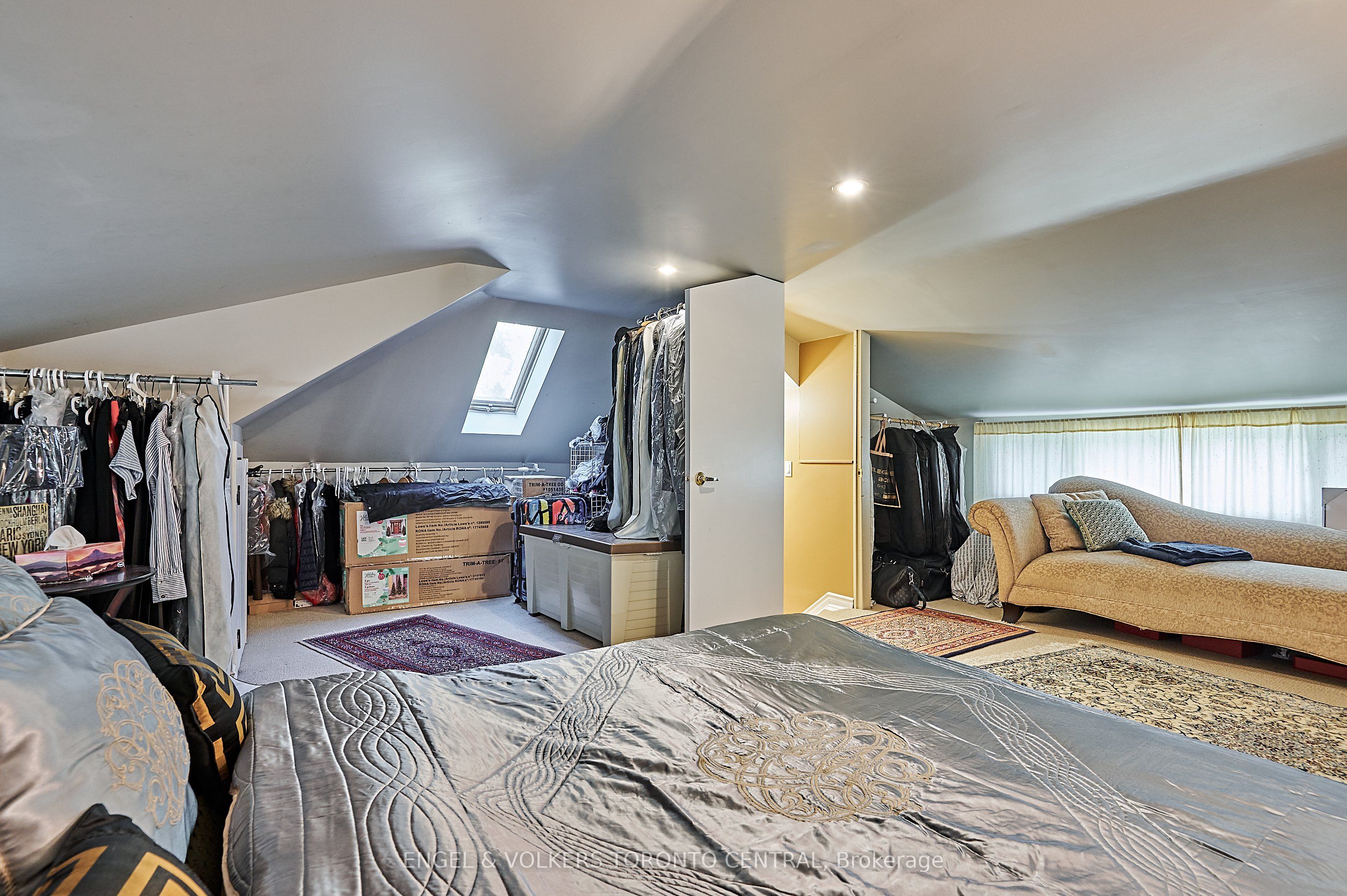 5907/5901 Lakeshore Road Property Photo 27