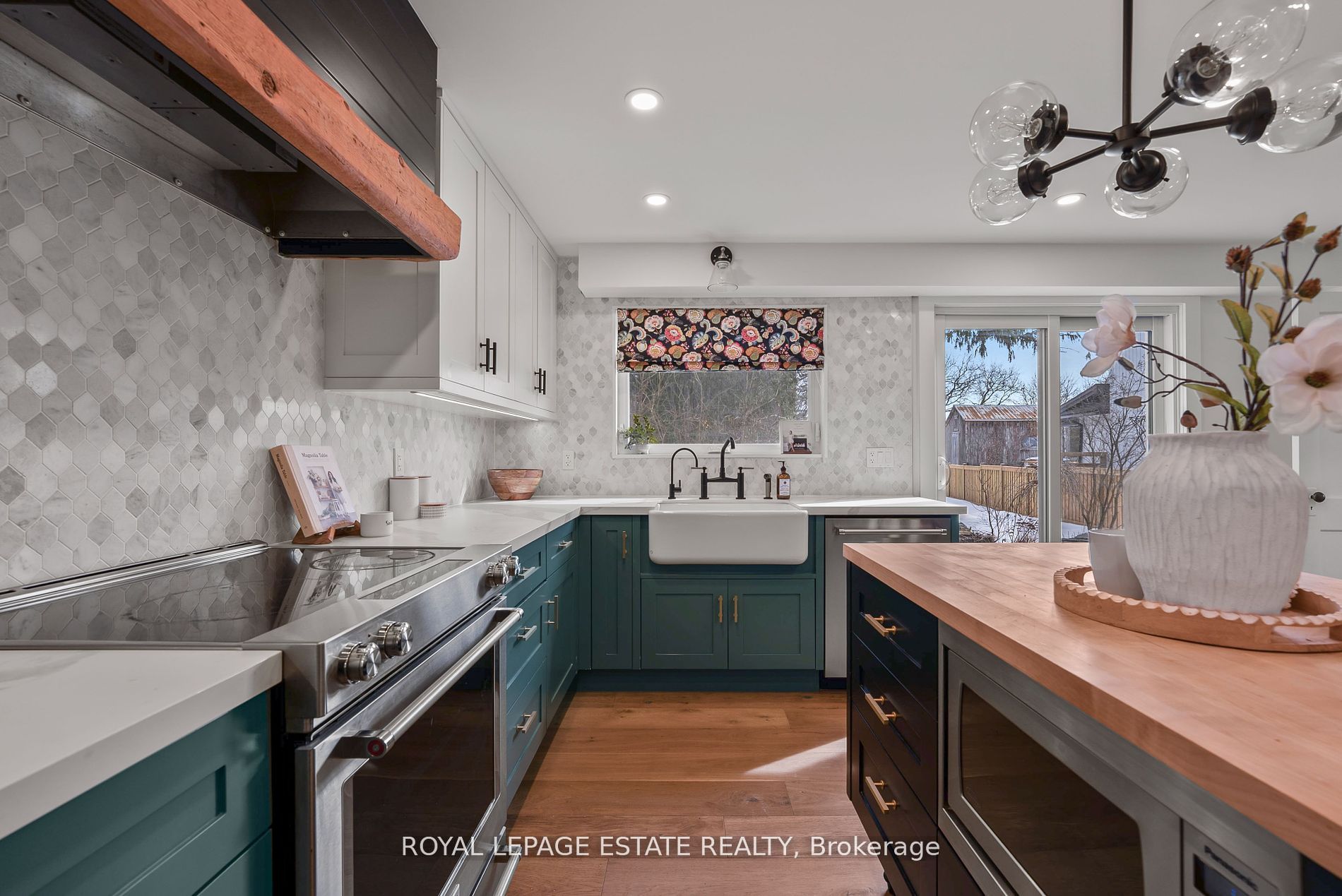 6641 Main Street Property Photo 14