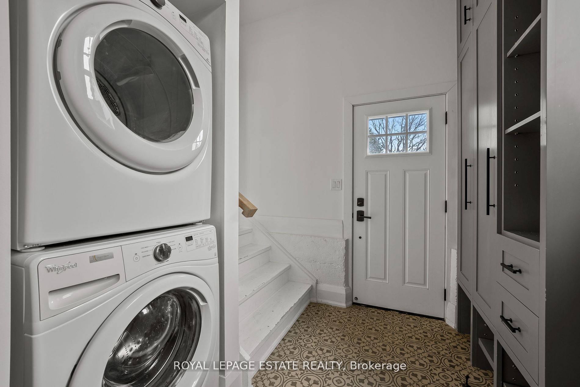 6641 Main Street Property Photo 18