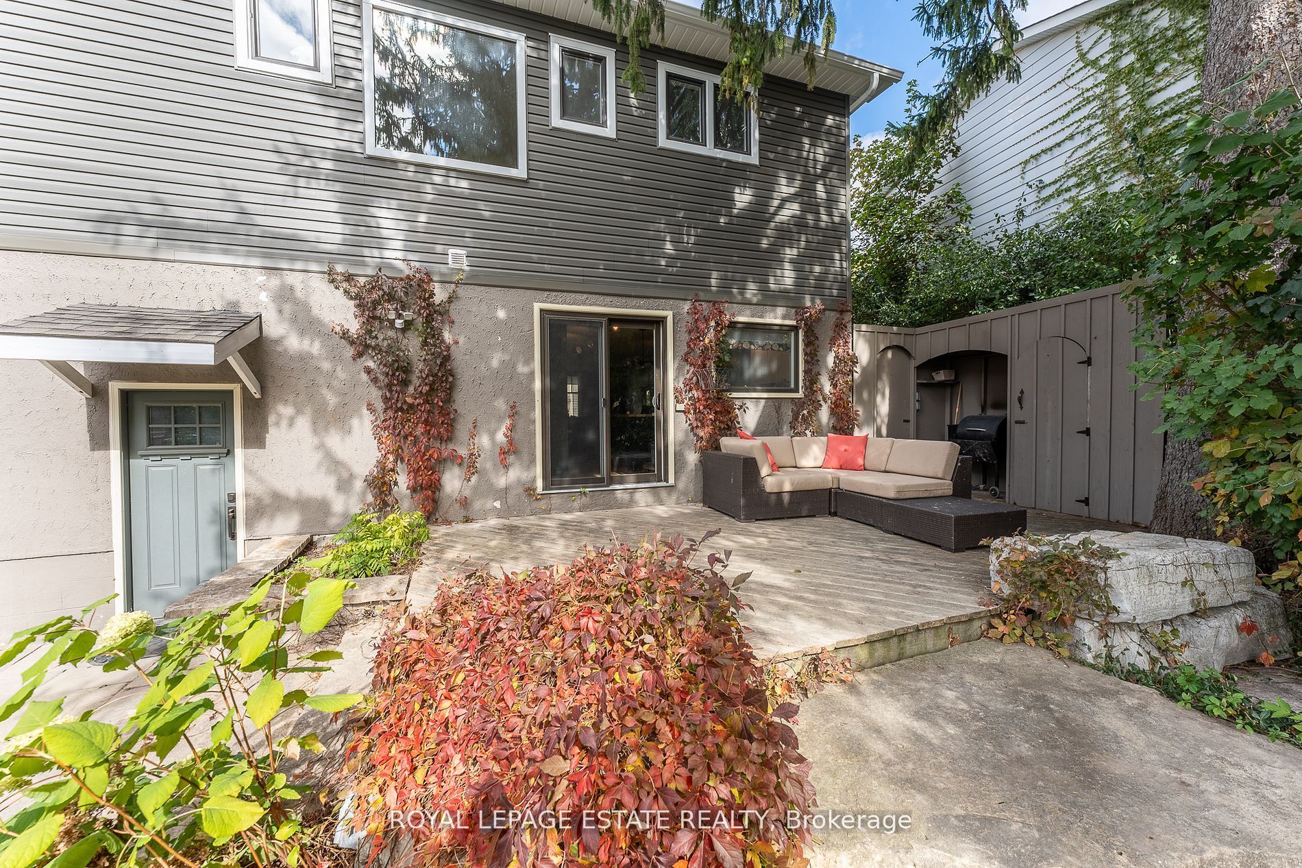 6641 Main Street Property Photo 32