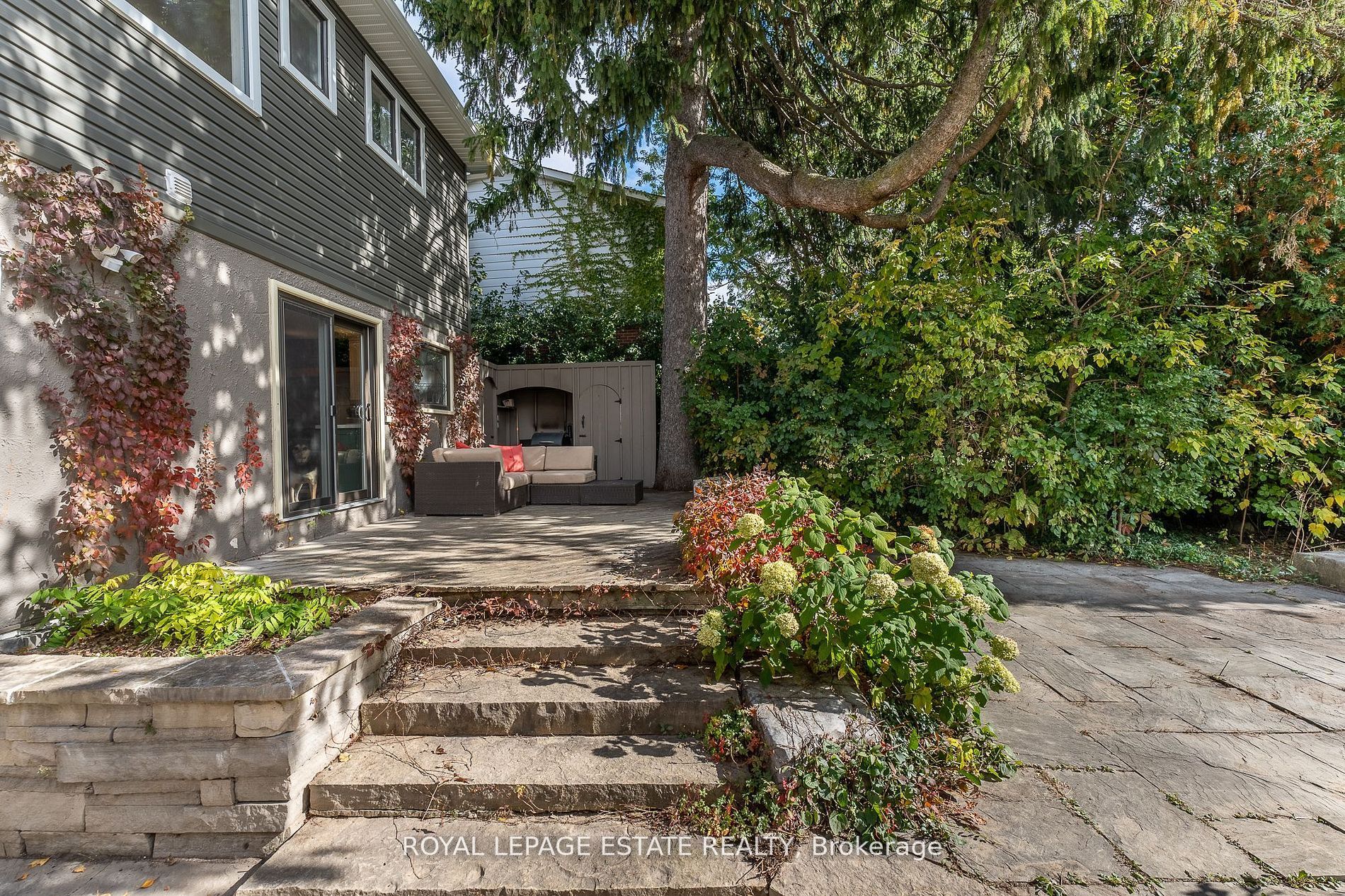 6641 Main Street Property Photo 33