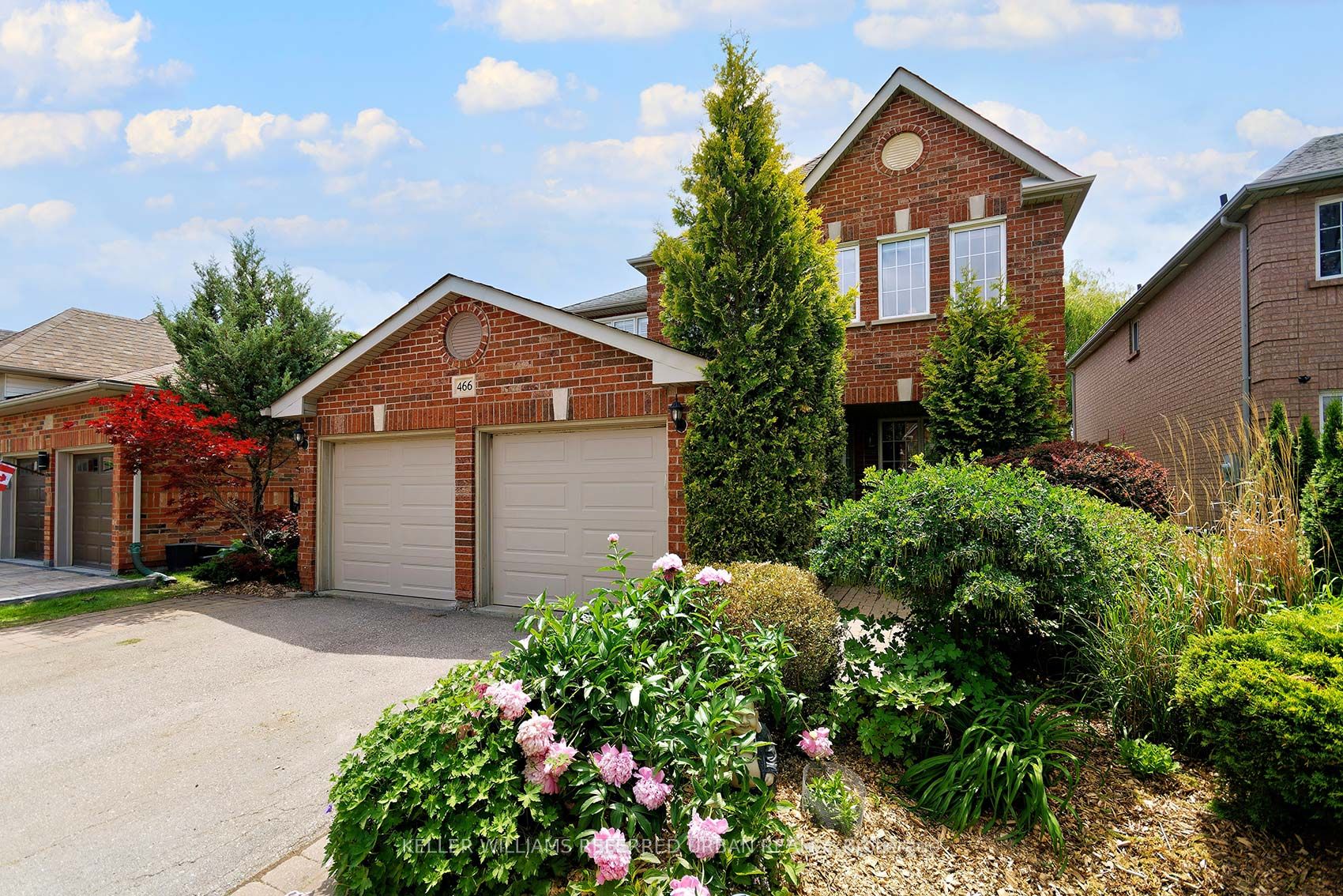 466 Silken Laumann Drive Property Photo 1