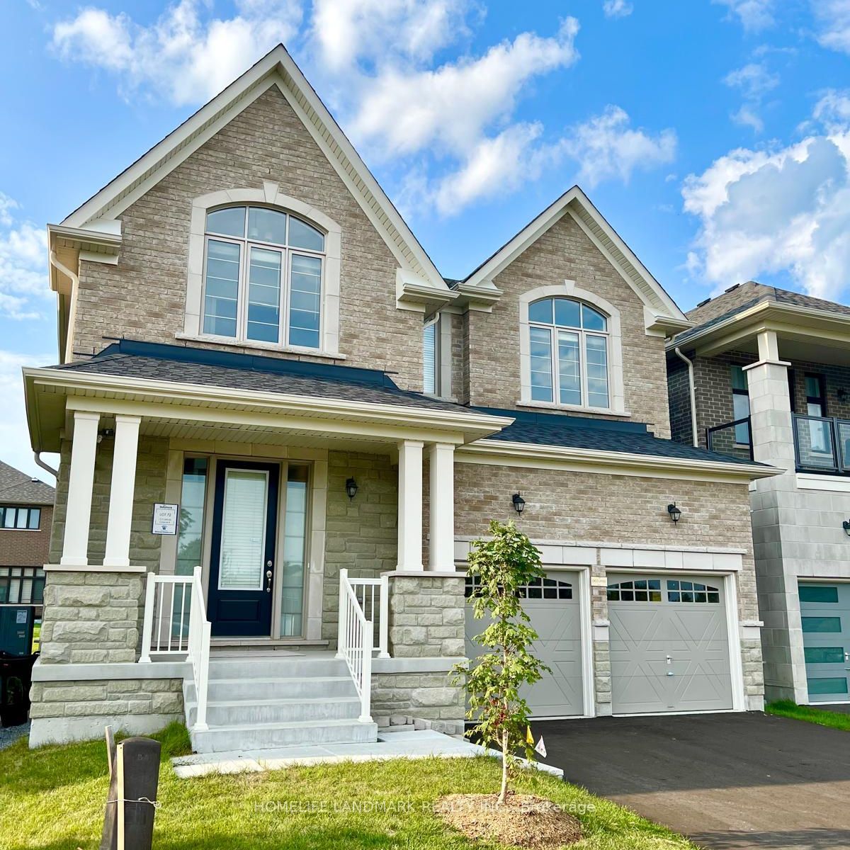 12 Carlinds Crescent Property Photo