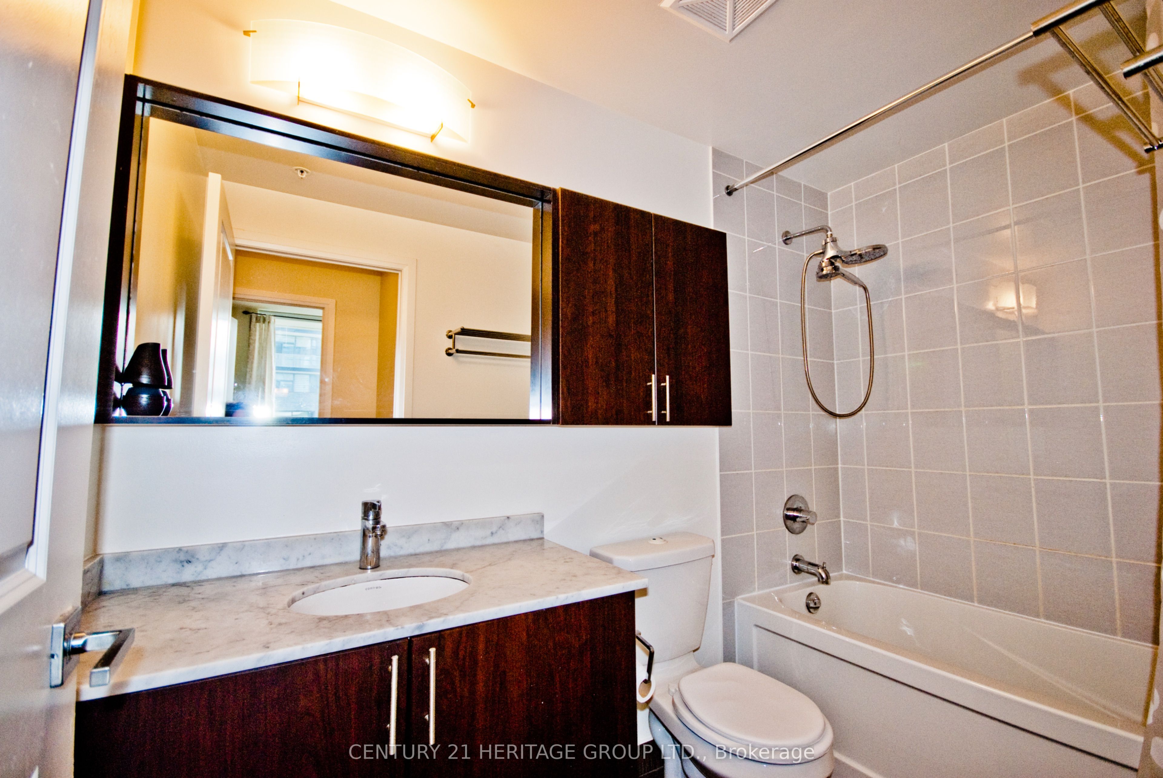 85 North Park Road 209 Property Photo 8