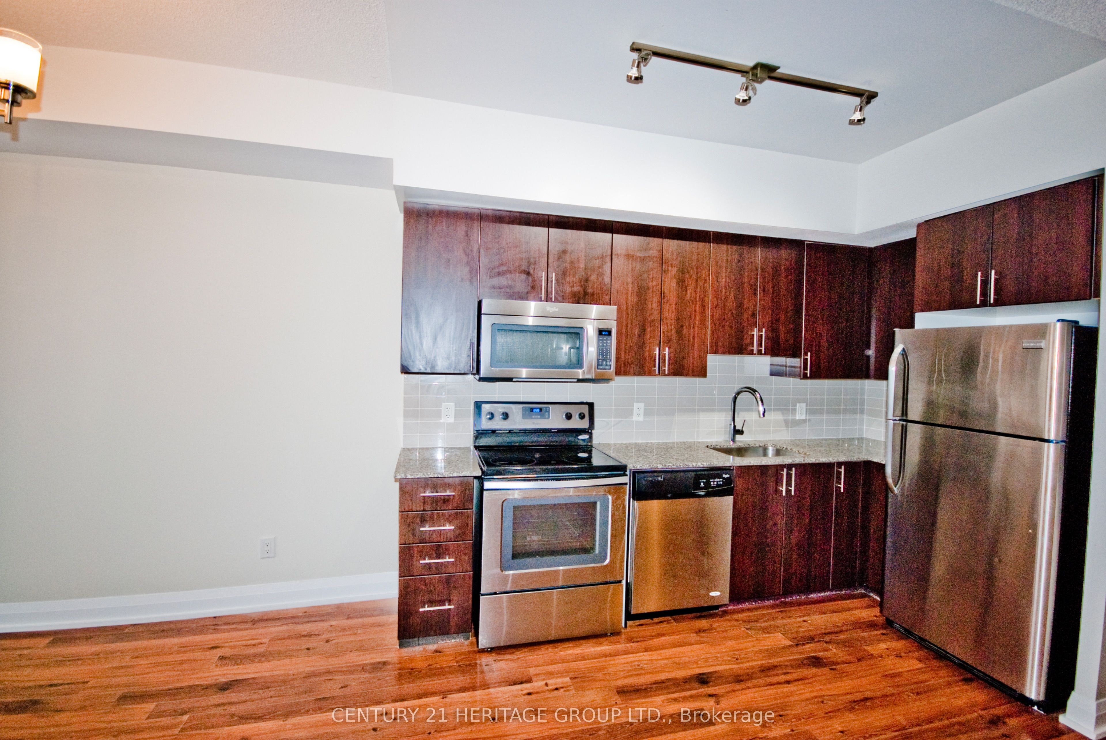85 North Park Road 209 Property Photo 13