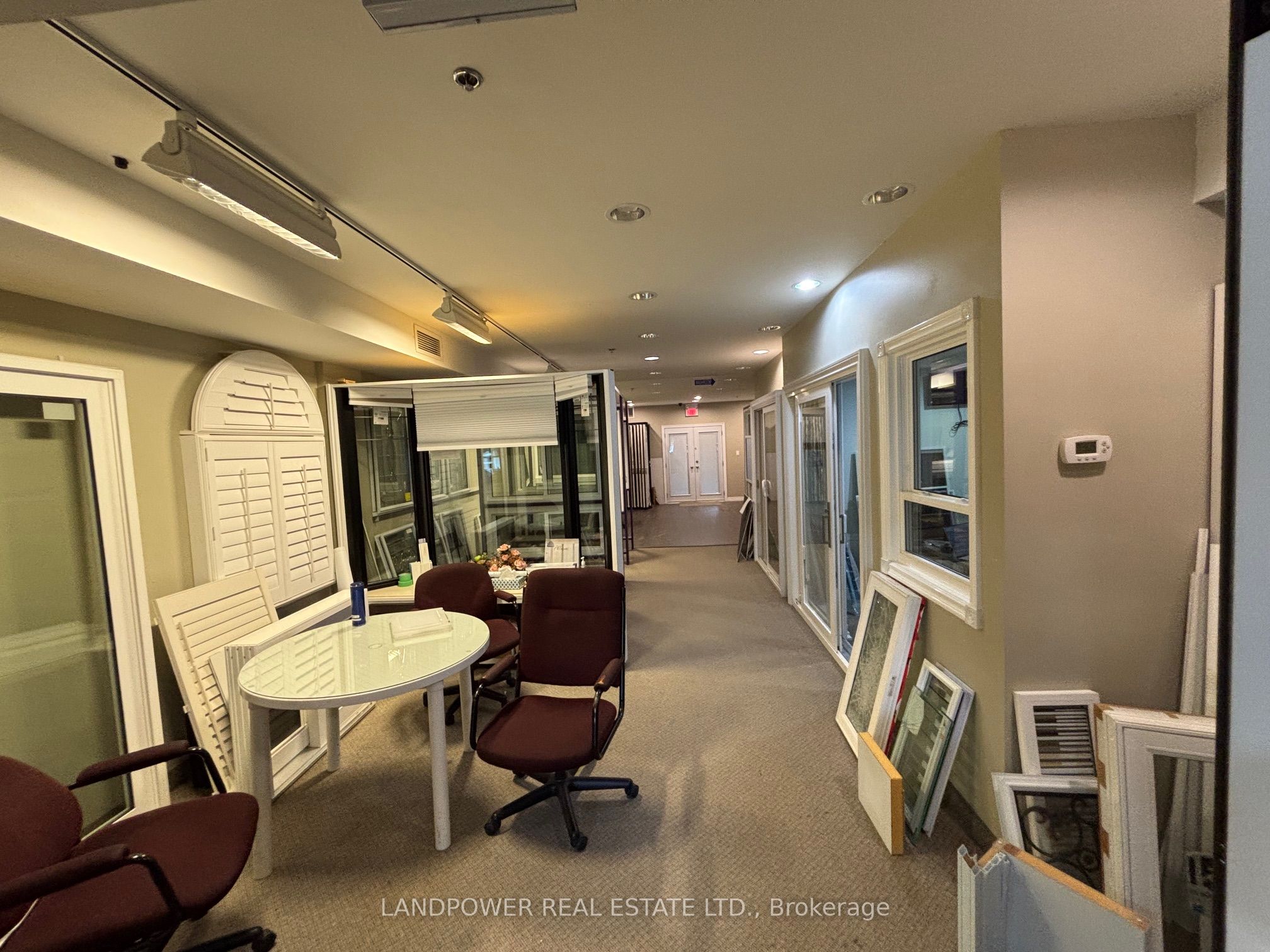 80 Esna Park Drive 12 Property Photo 8