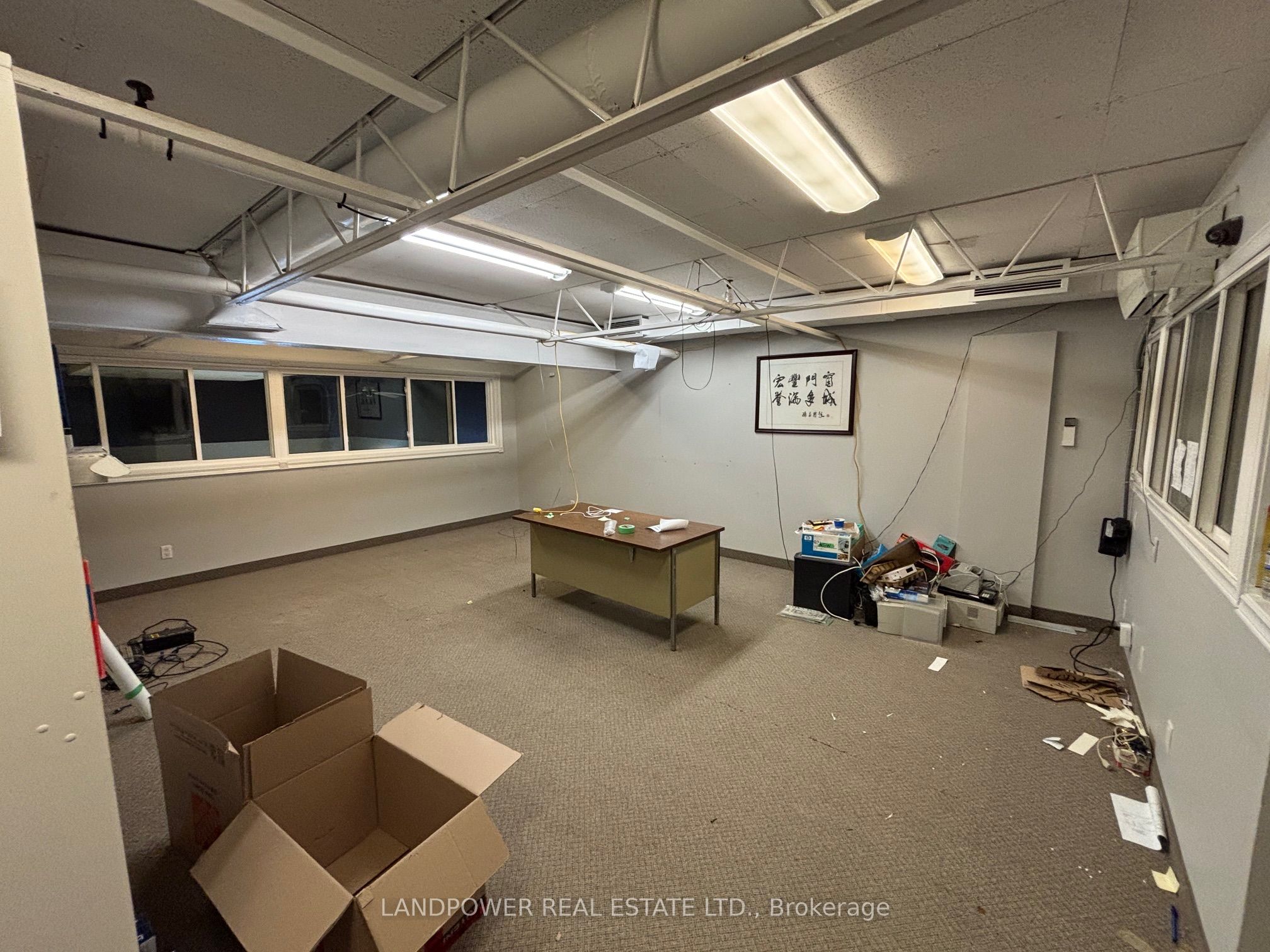 80 Esna Park Drive 12 Property Photo 14