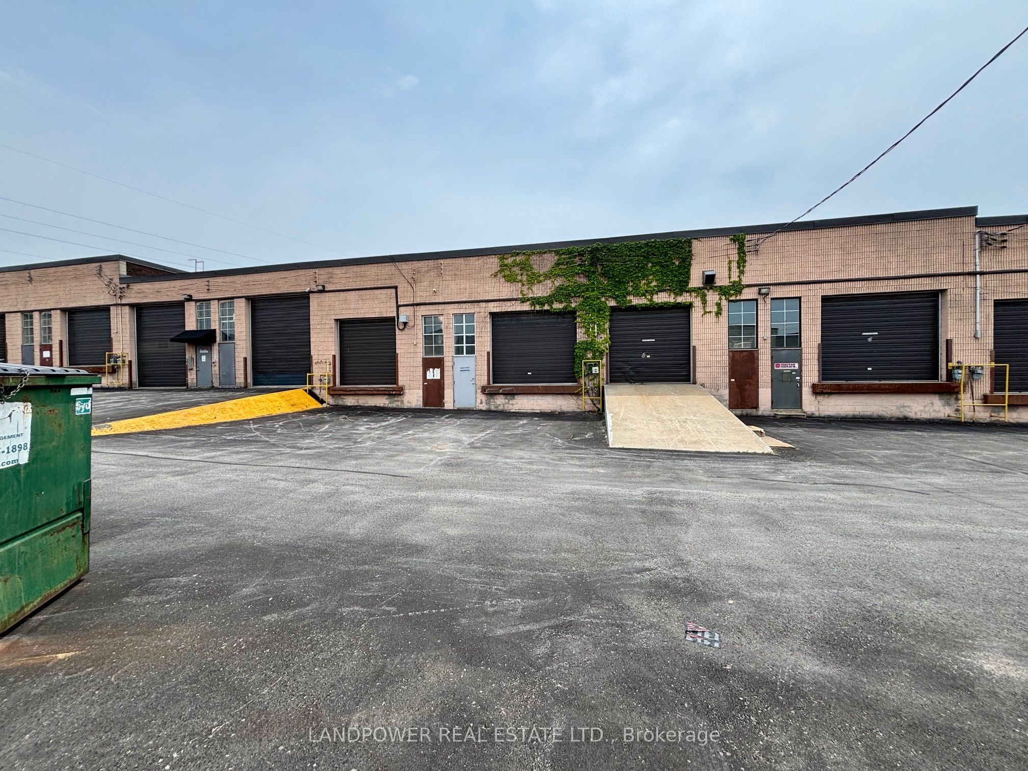 80 Esna Park Drive 12 Property Photo 24