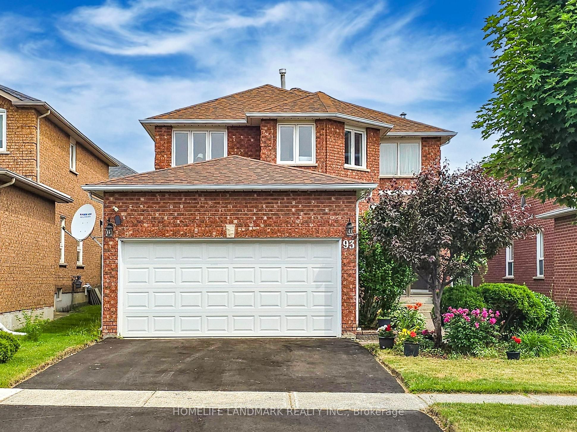 93 Woodriver Street Property Photo 1