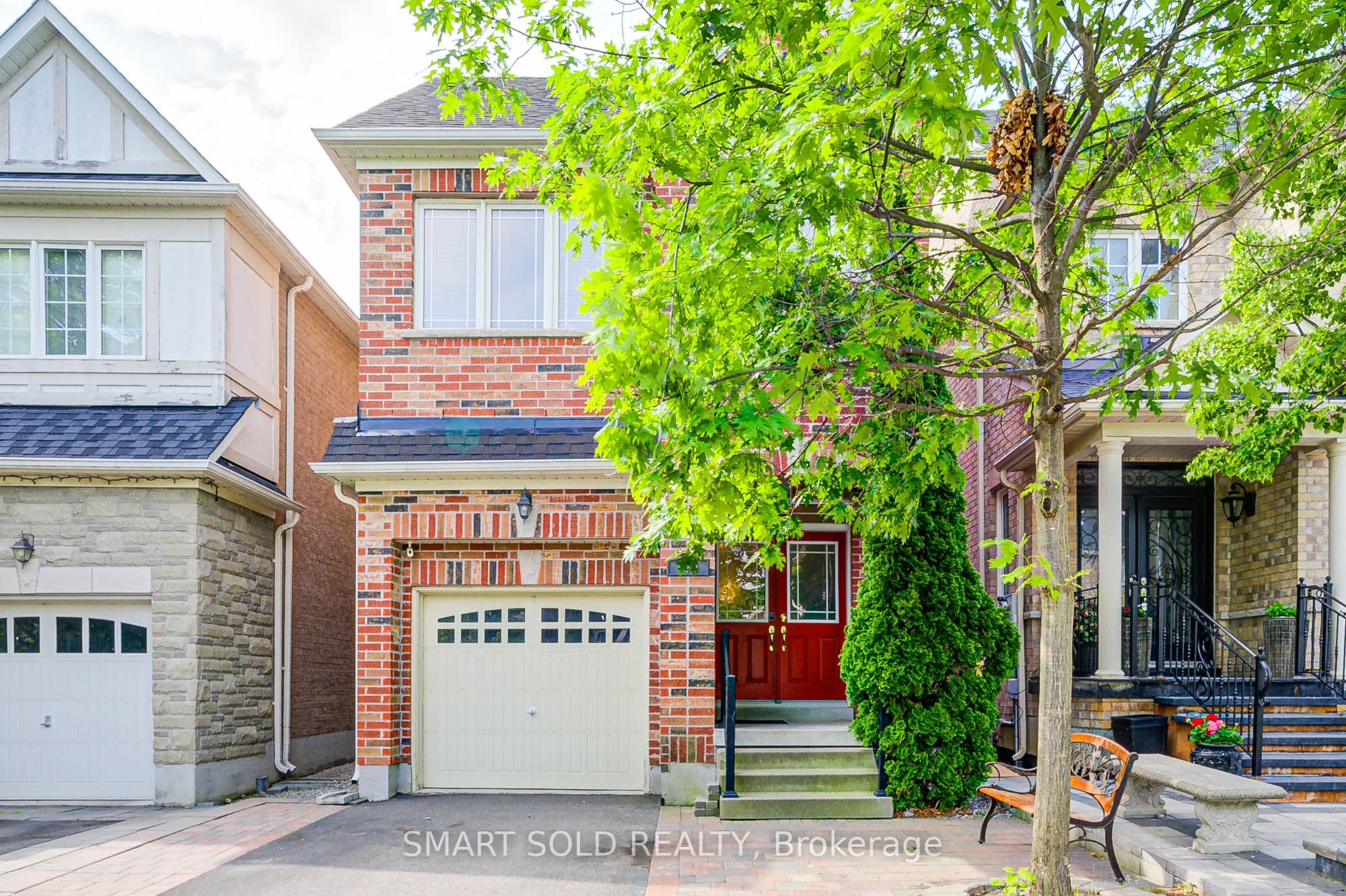 170 Carrier Crescent Property Photo 1