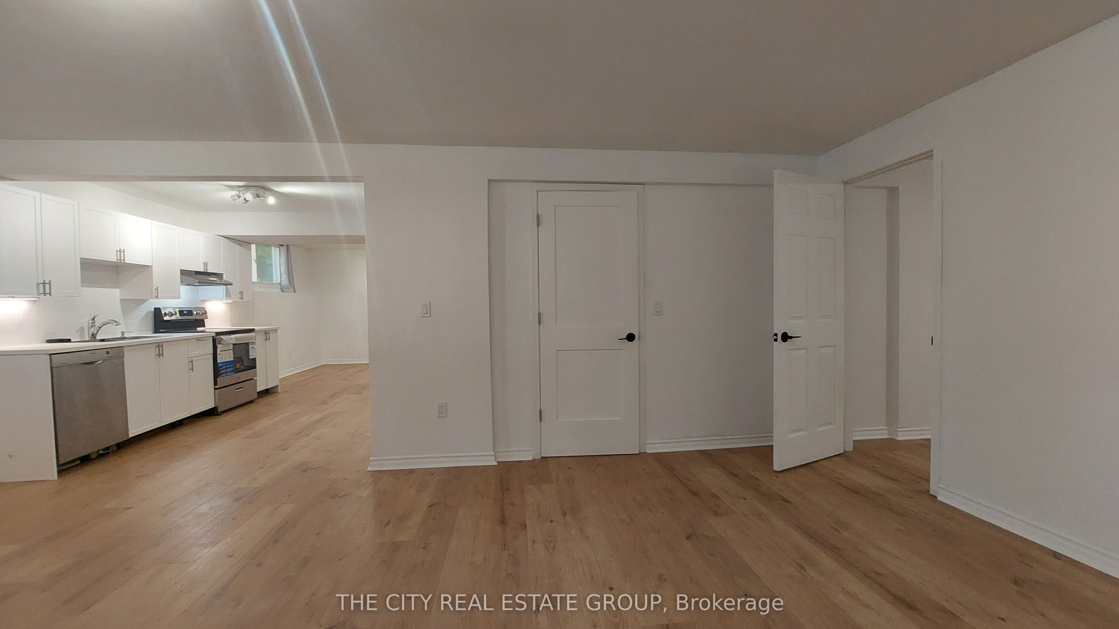 22 Pineway Avenue Bsmt Property Photo 8
