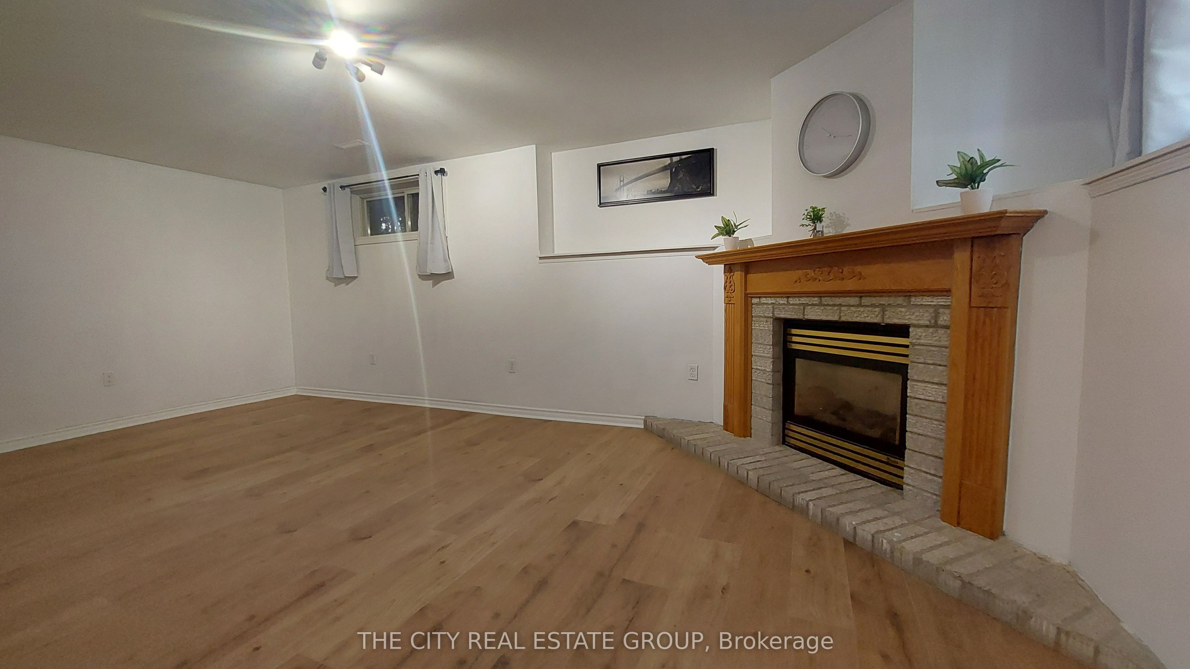22 Pineway Avenue Bsmt Property Photo 10