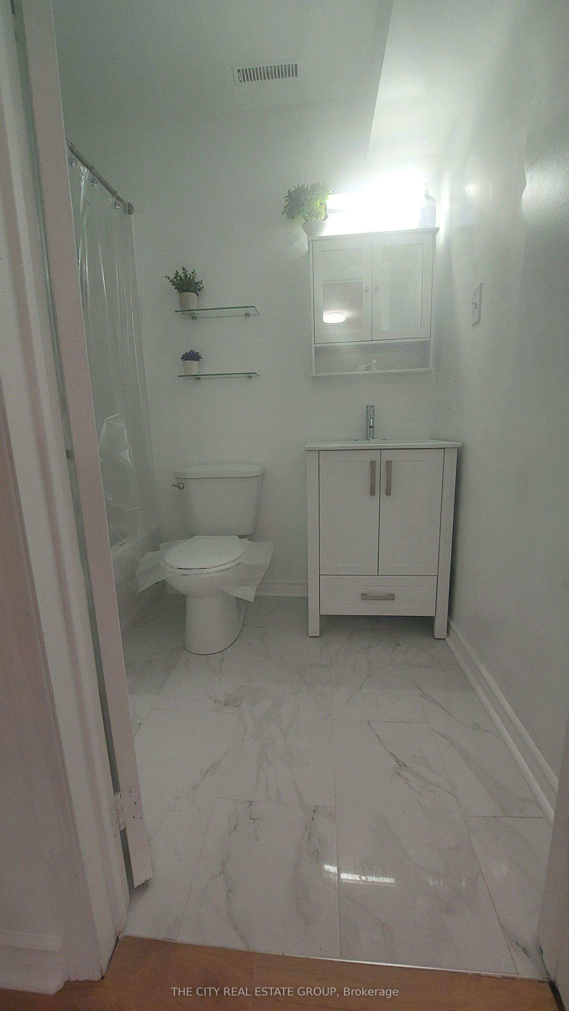 22 Pineway Avenue Bsmt Property Photo 23