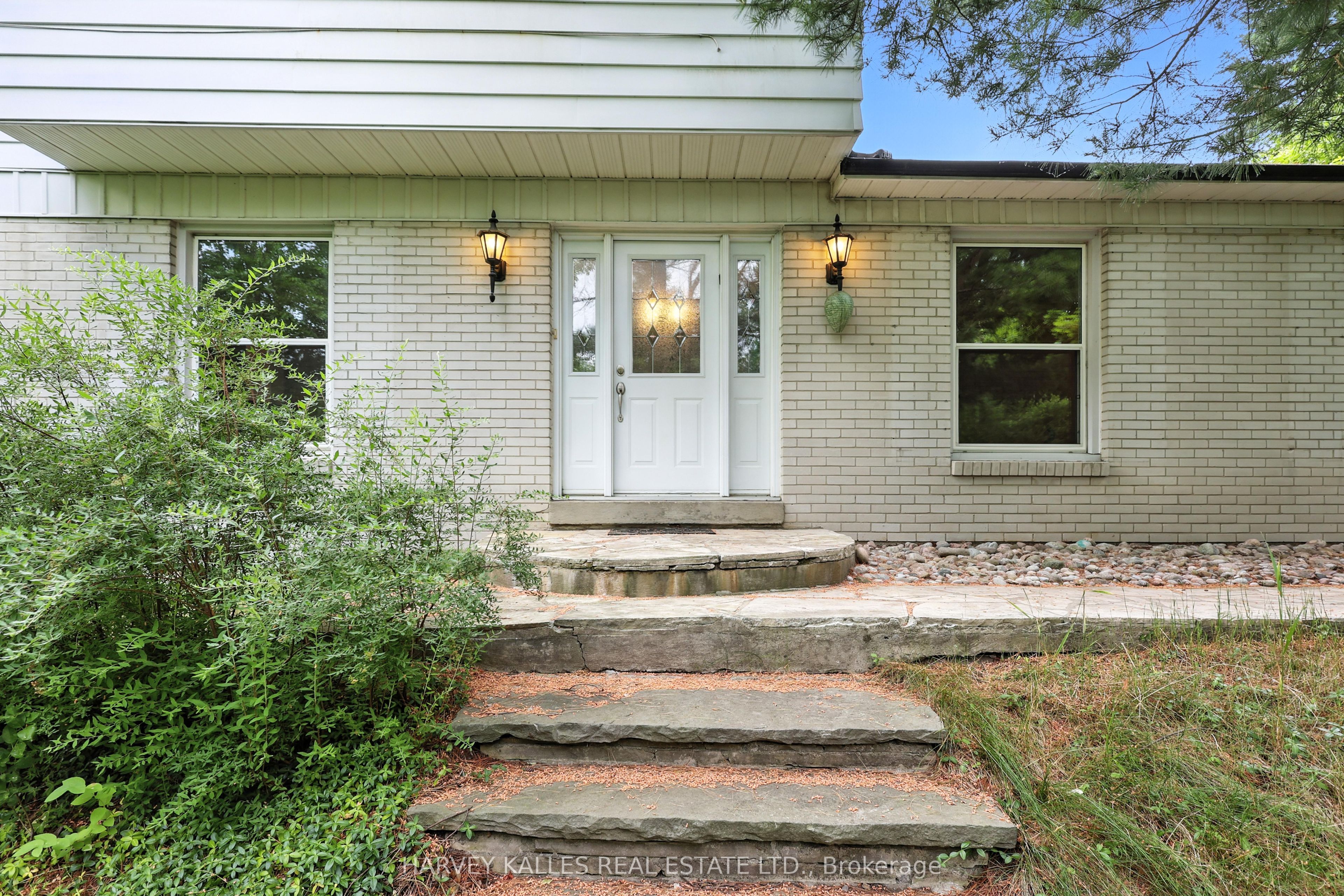 62 Aberfeldy Crescent Property Photo 1