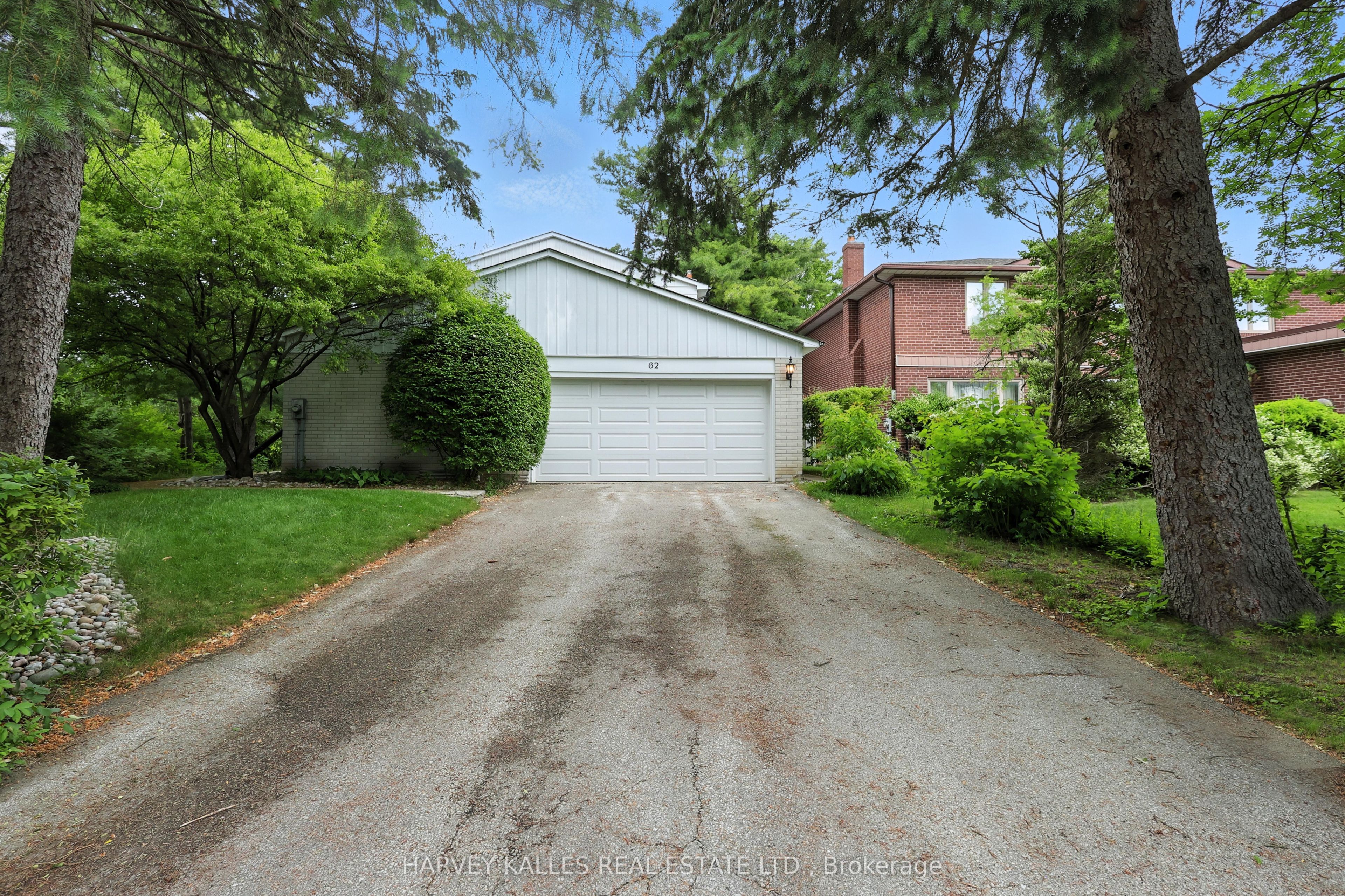 62 Aberfeldy Crescent Property Photo 2