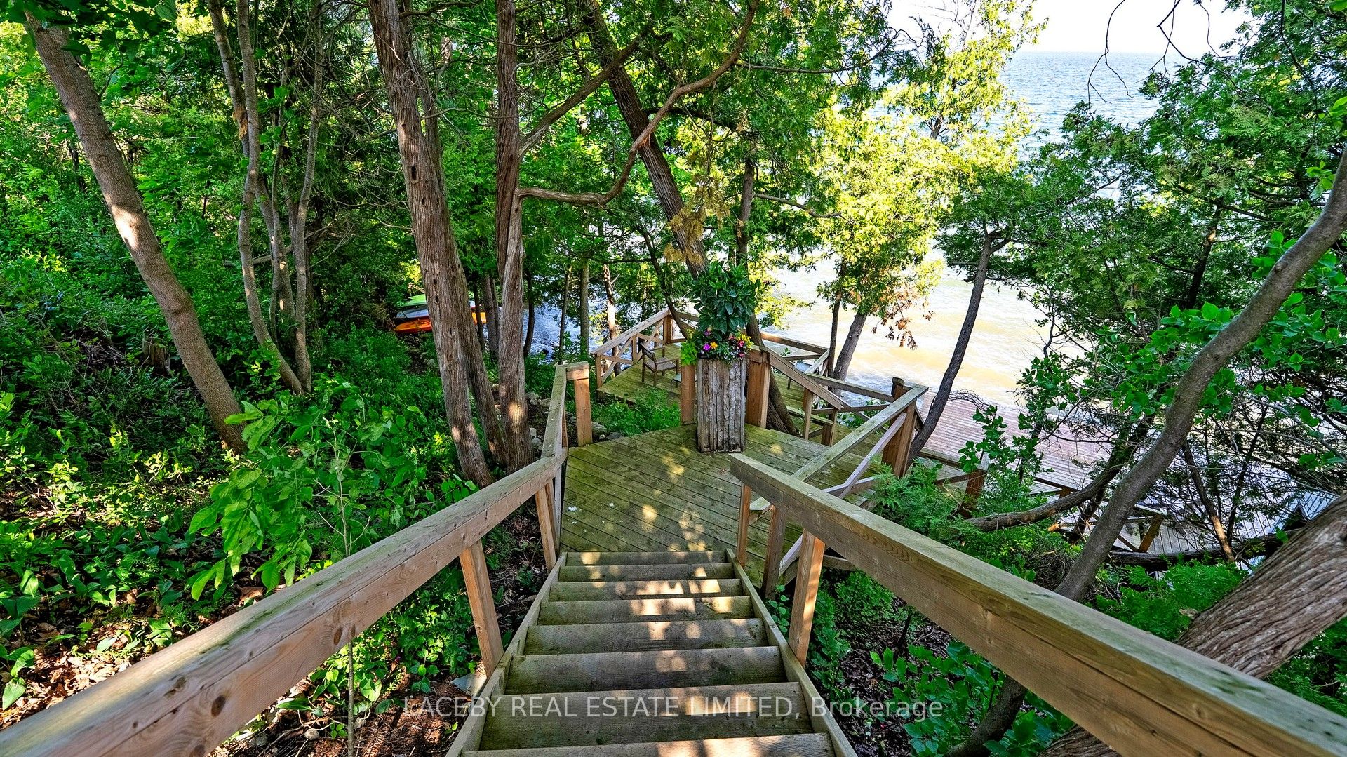 343 Hedge Road Property Photo 14