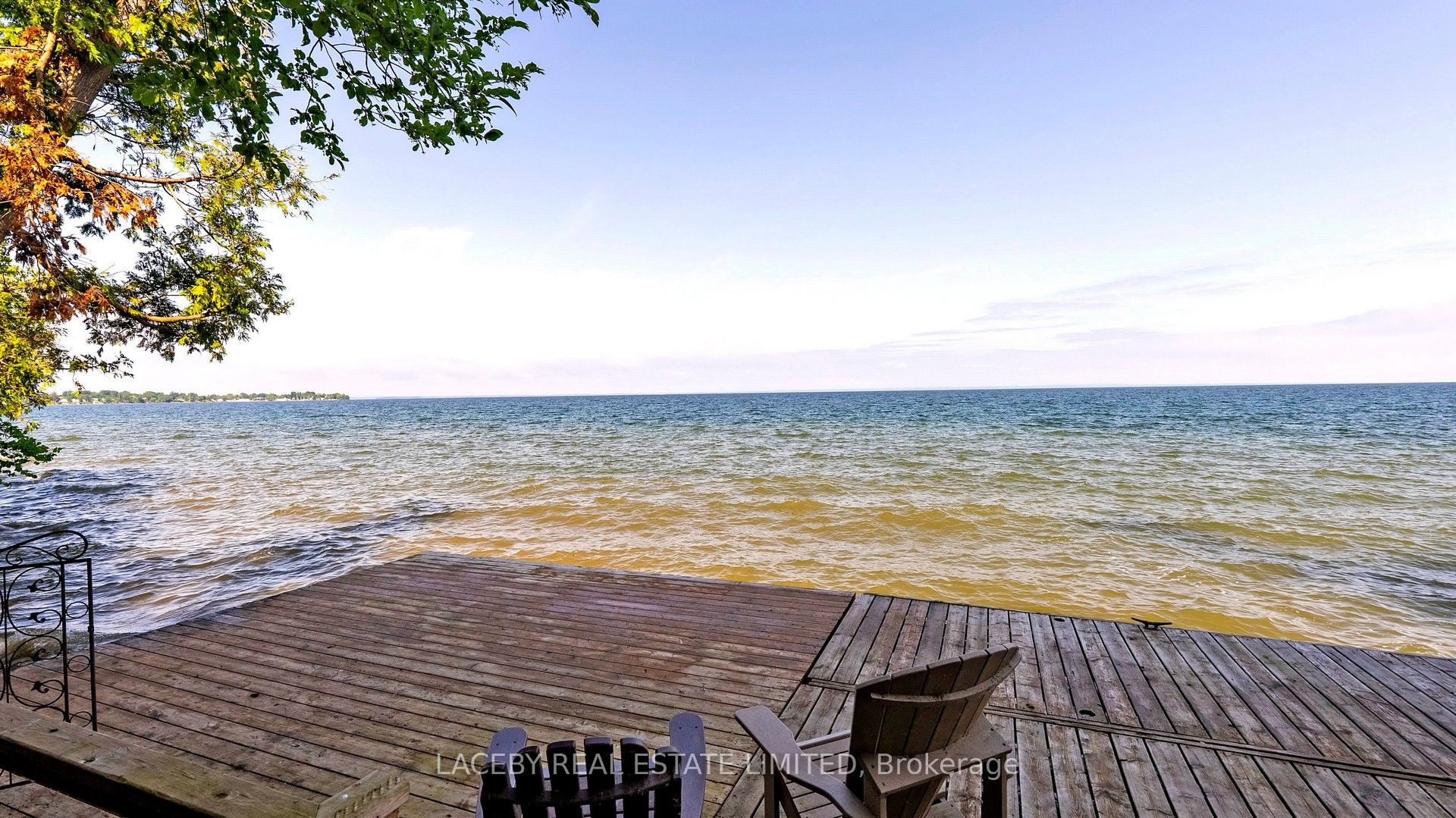 343 Hedge Road Property Photo 17