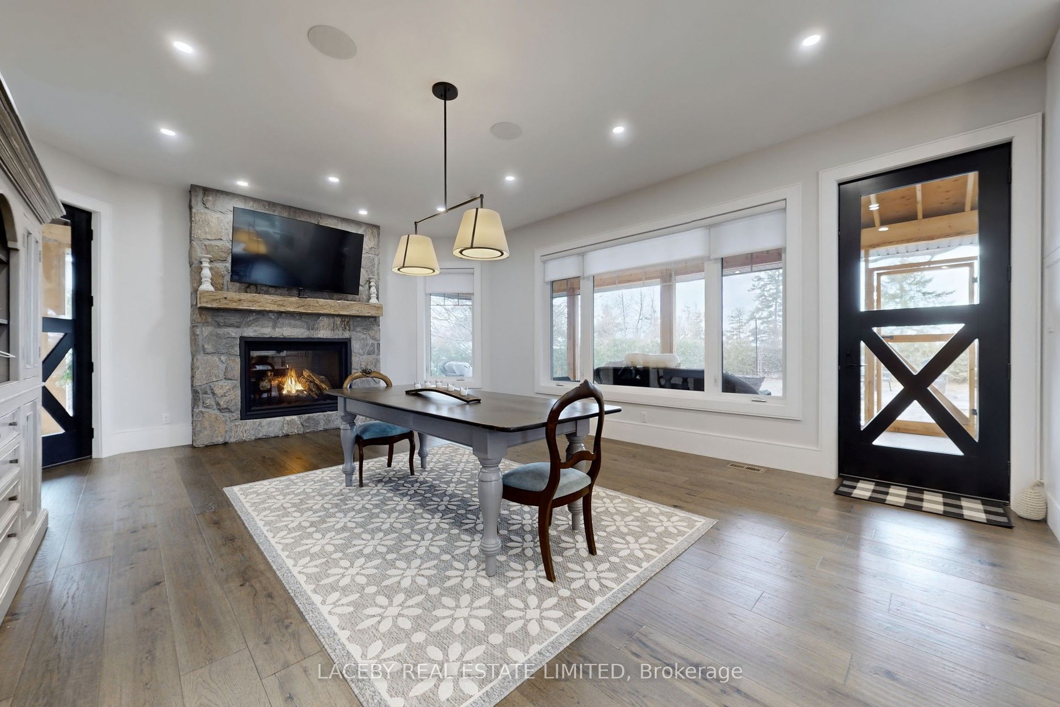 343 Hedge Road Property Photo 29