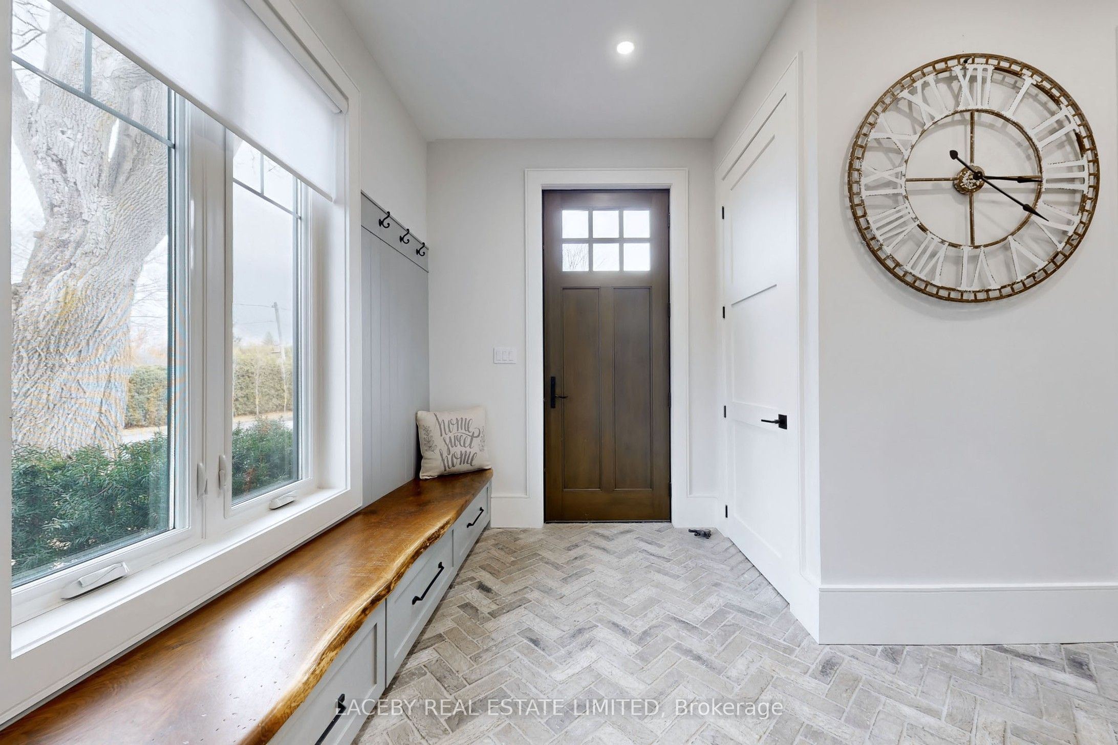 343 Hedge Road Property Photo 34