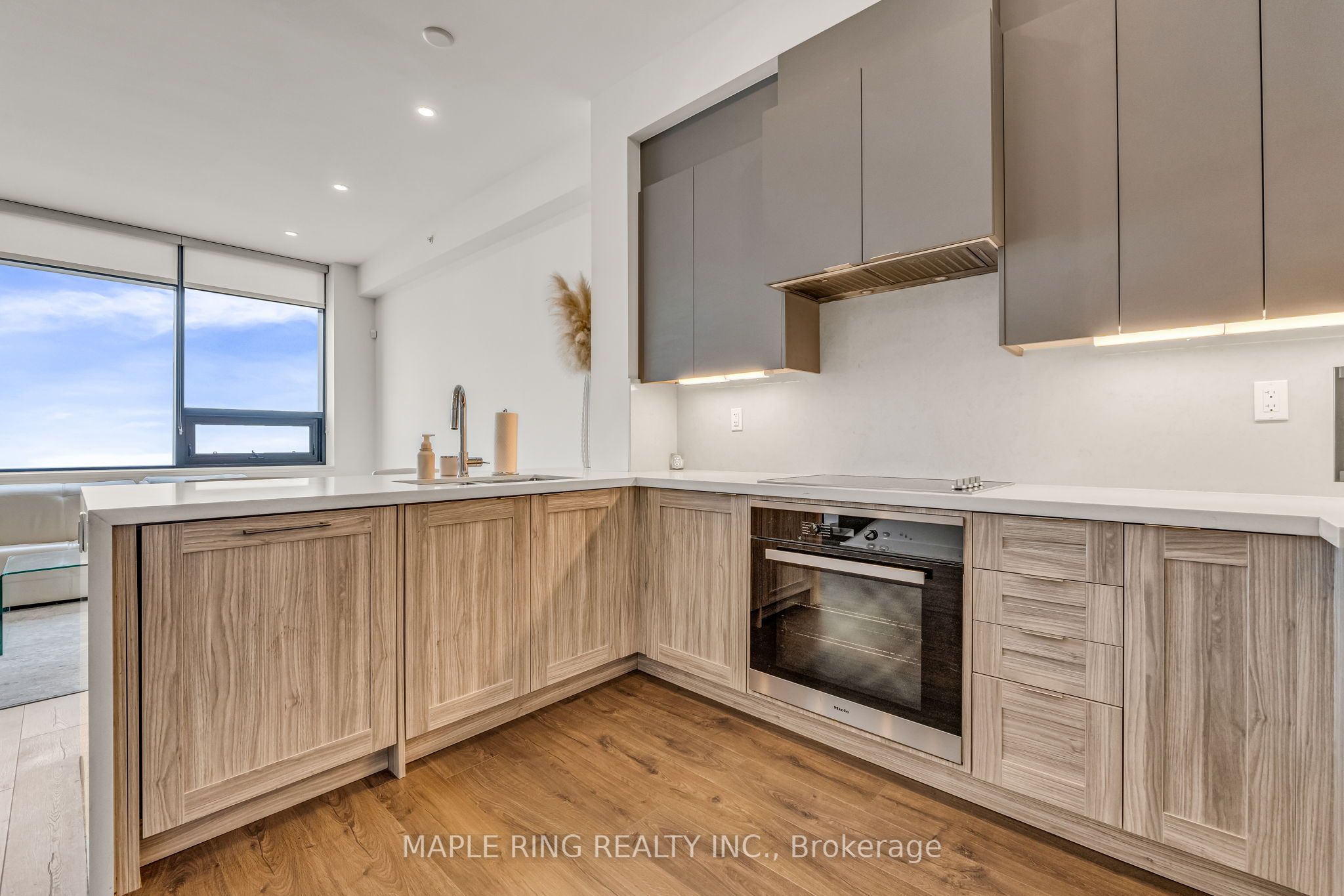 2908 Highway 7 Road 109 Property Photo 7