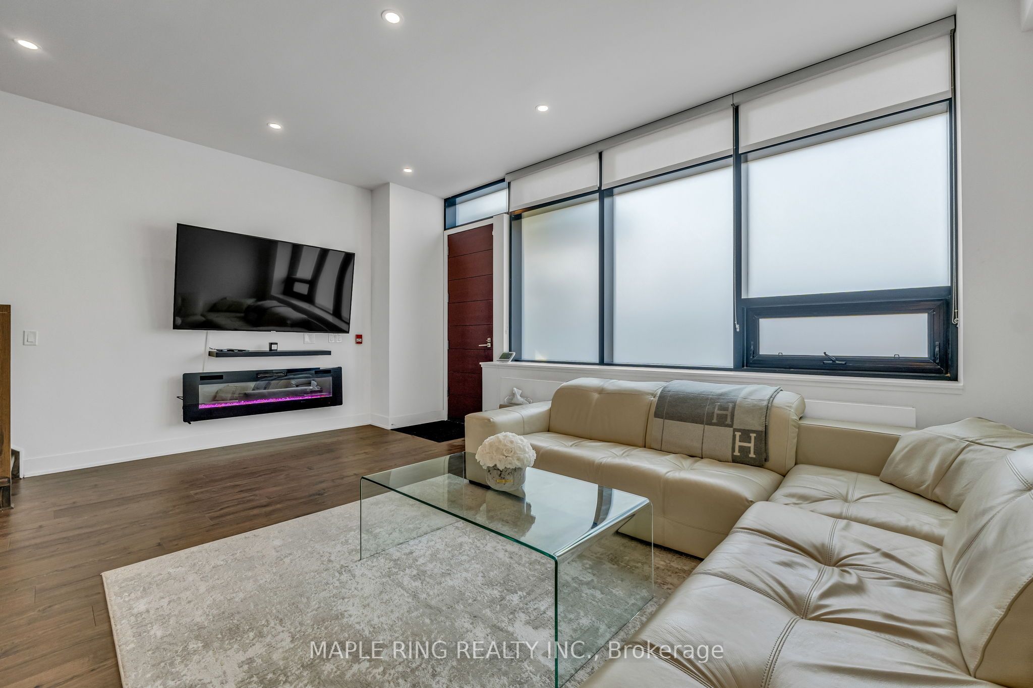 2908 Highway 7 Road 109 Property Photo 27