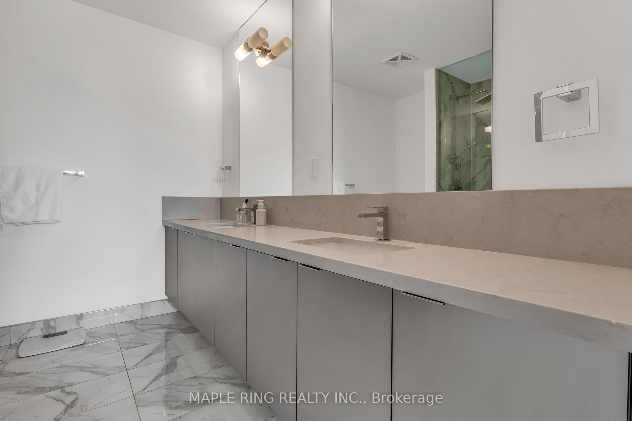 2908 Highway 7 Road 109 Property Photo 31