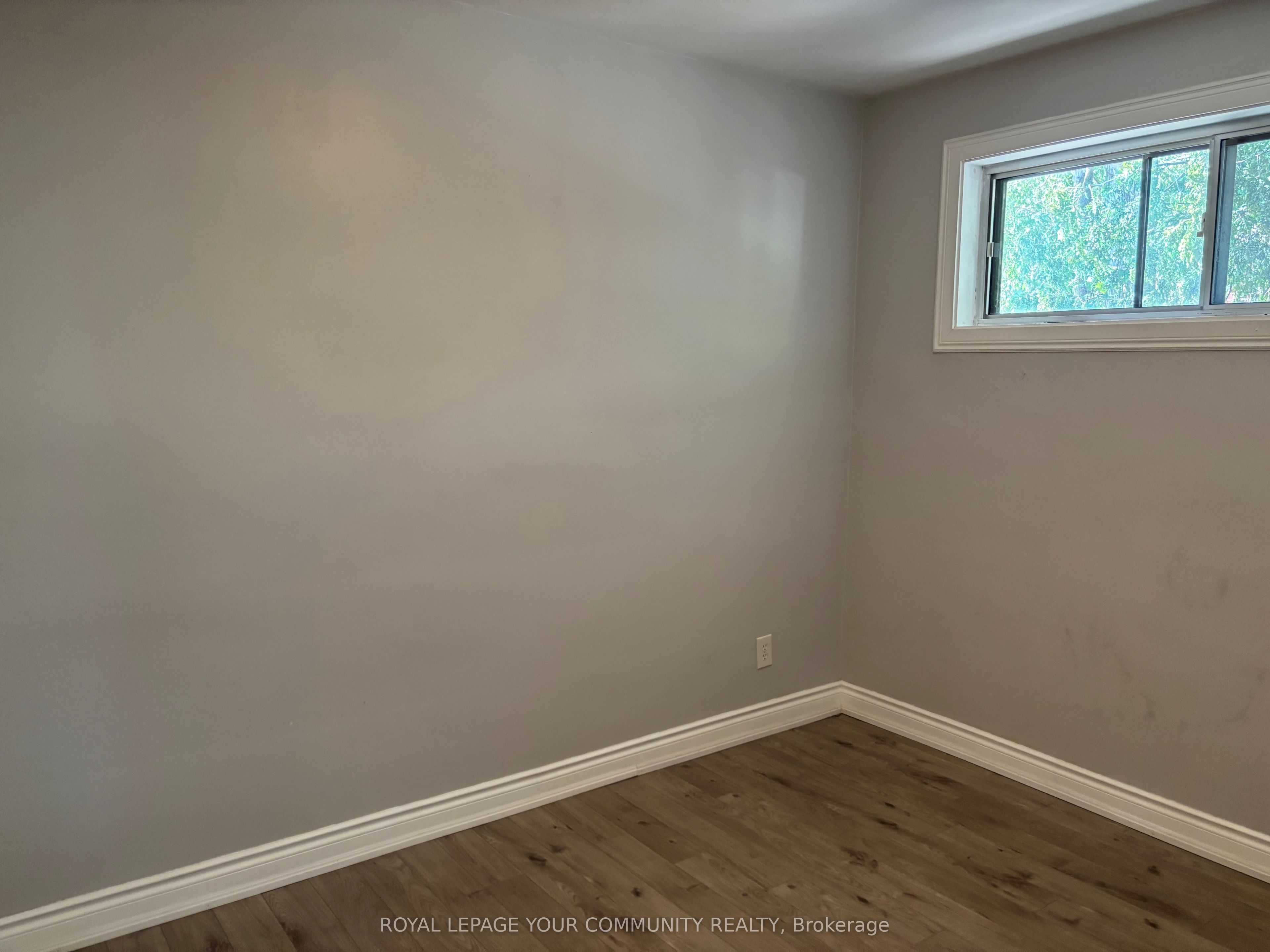 211 Axminster Drive Property Photo 12