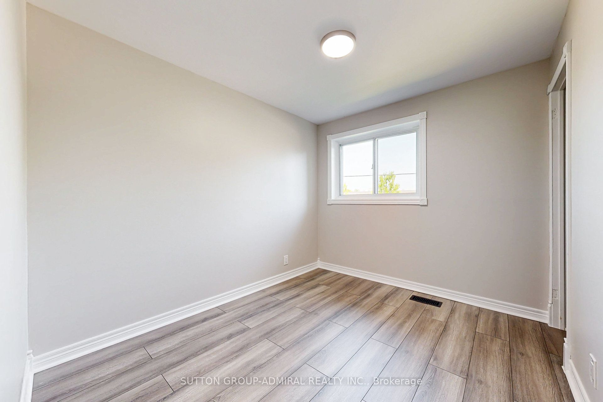 15 Glass Drive Property Photo 22