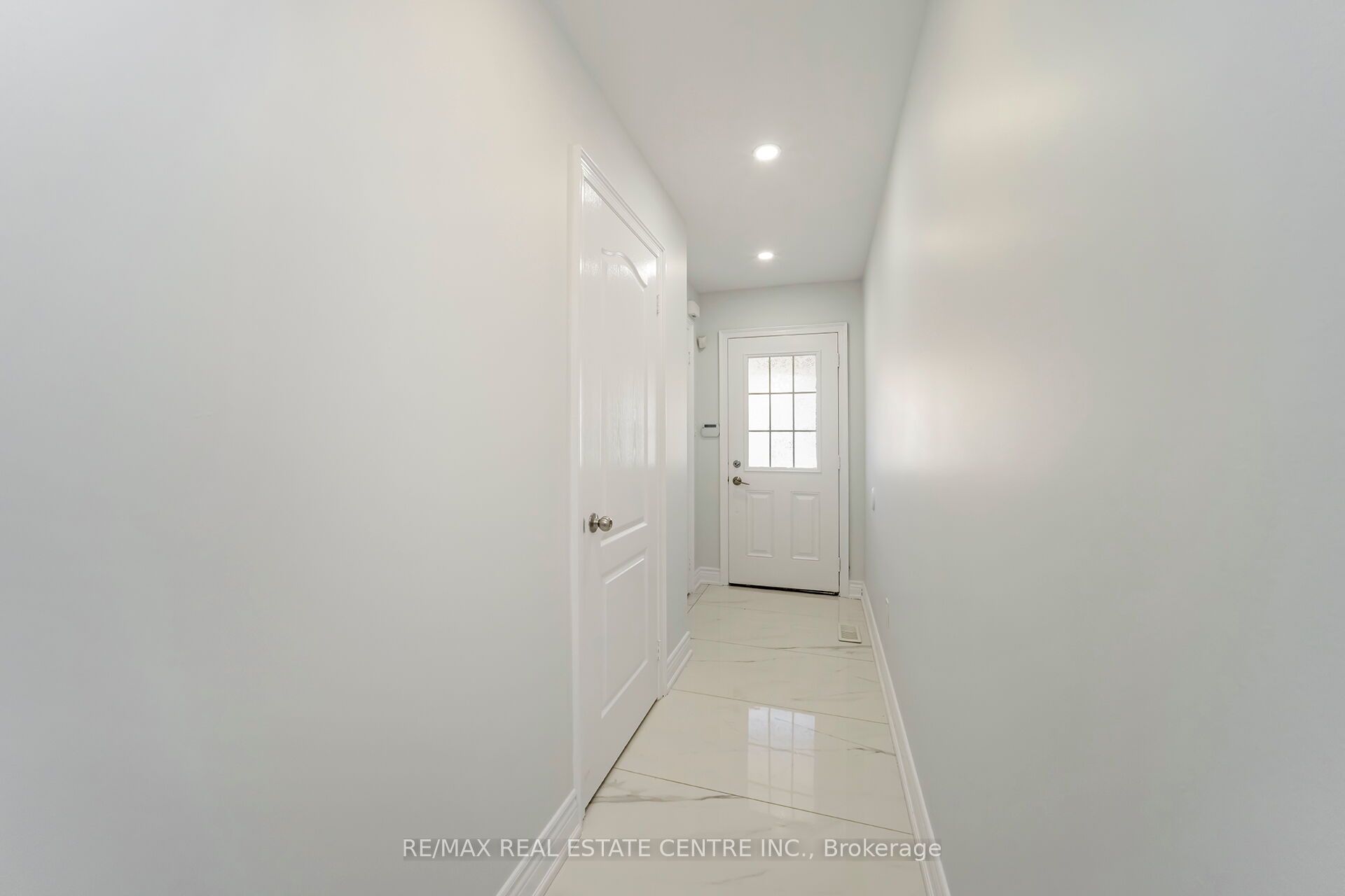 28 Acorn Lane Property Photo 7