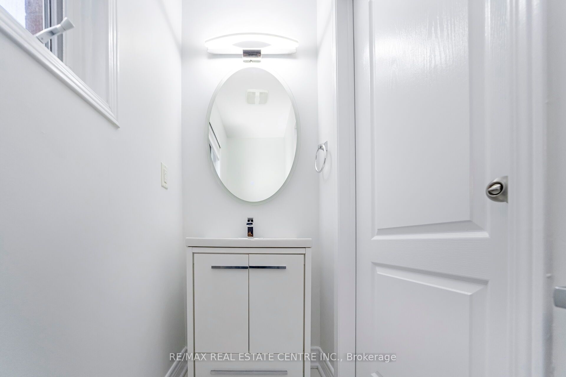 28 Acorn Lane Property Photo 8