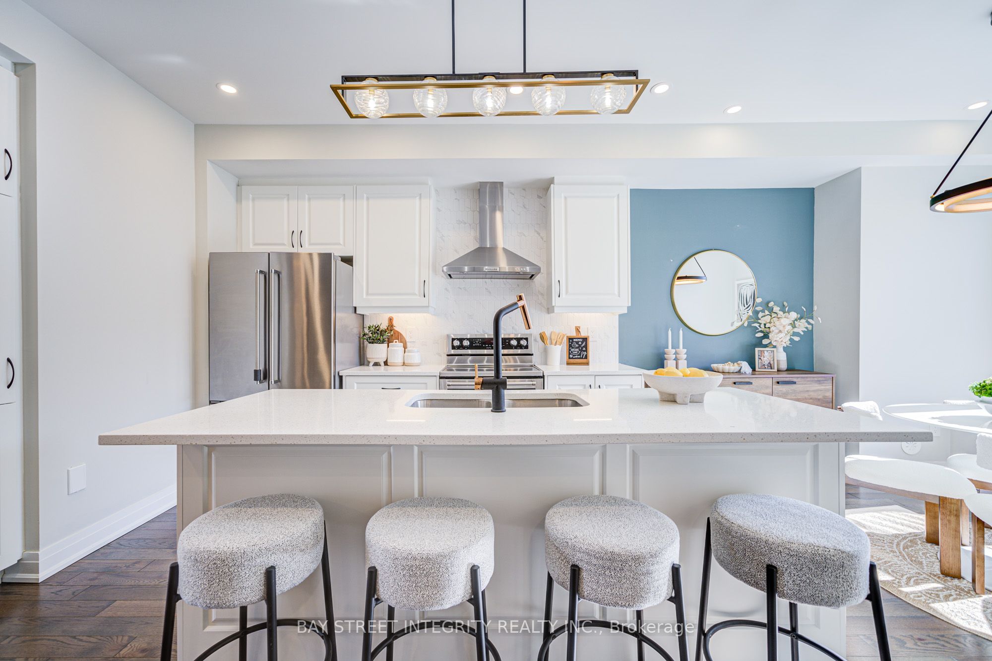 511 New England Court Property Photo 19