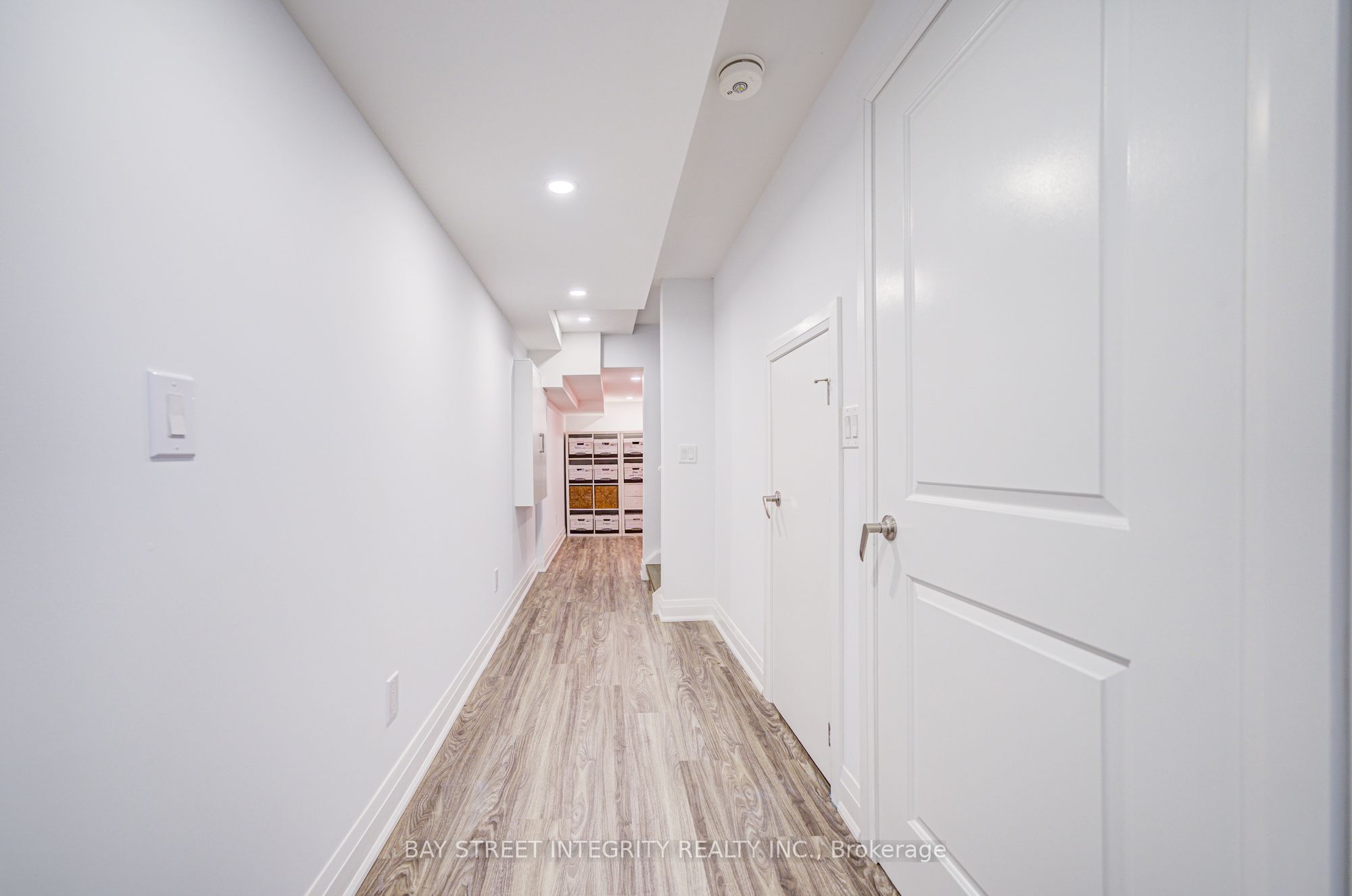 511 New England Court Property Photo 37