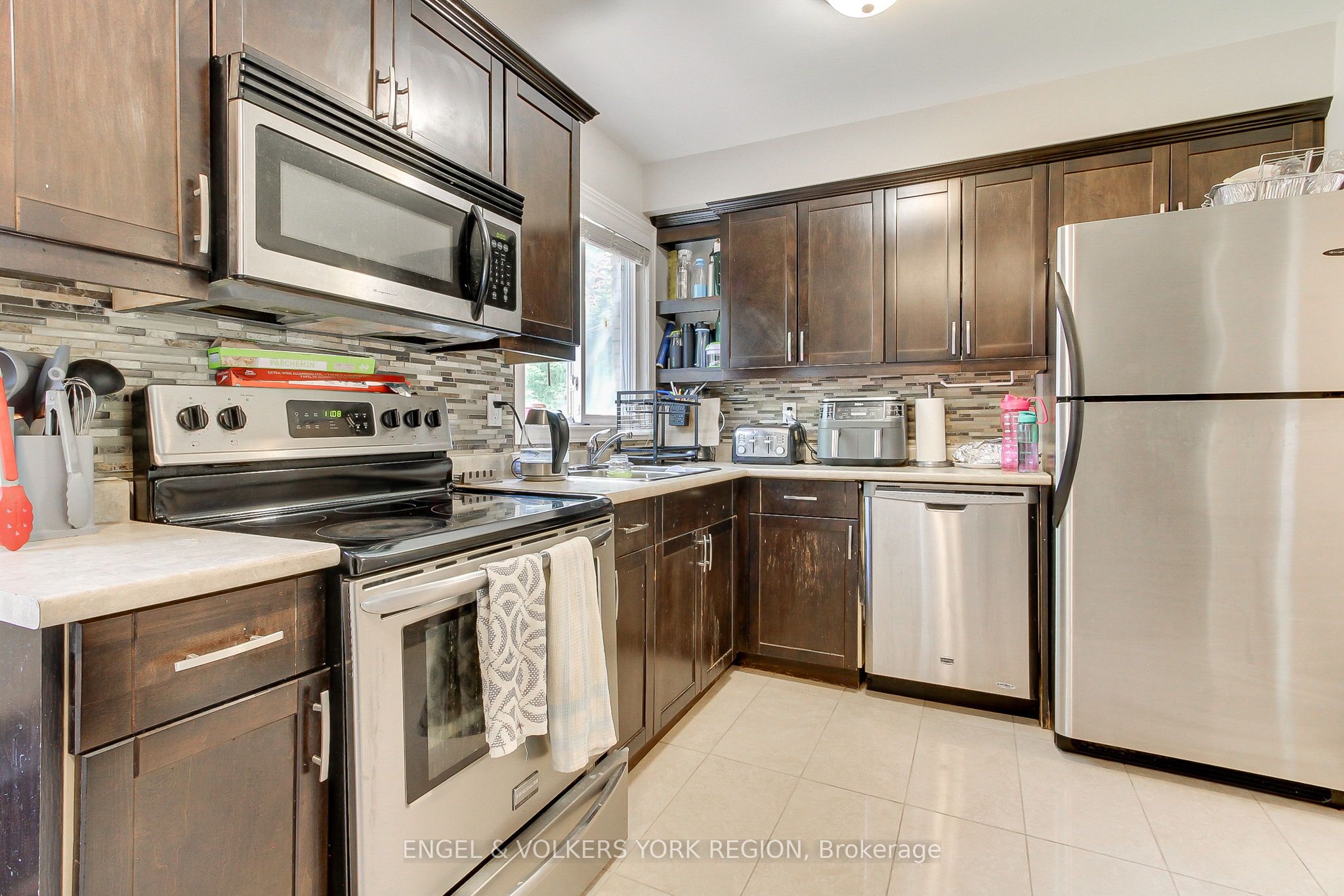 256 Penn Avenue Property Photo 12