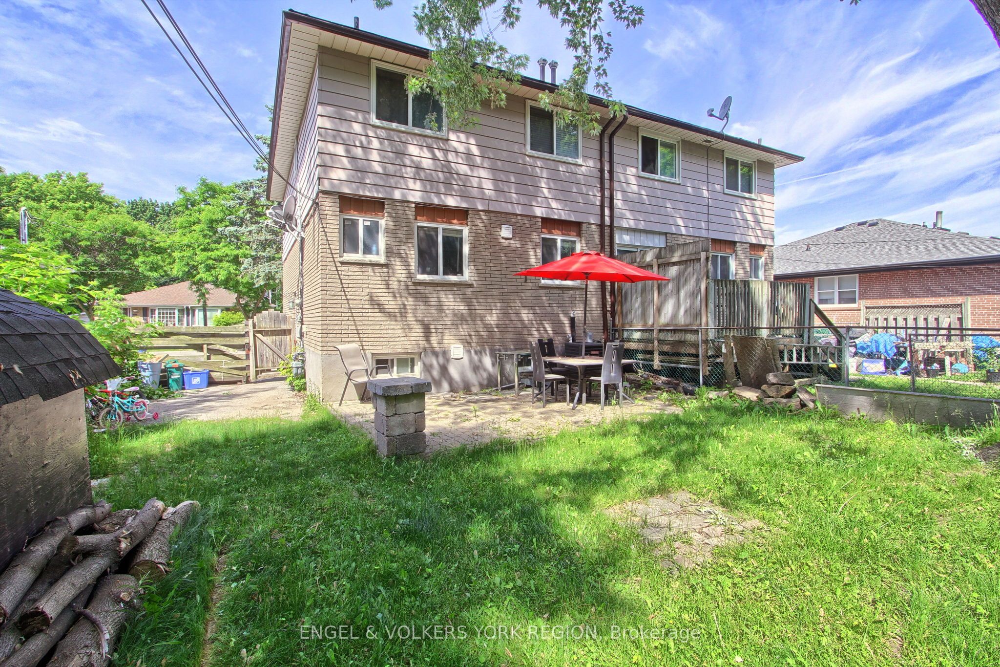 256 Penn Avenue Property Photo 33