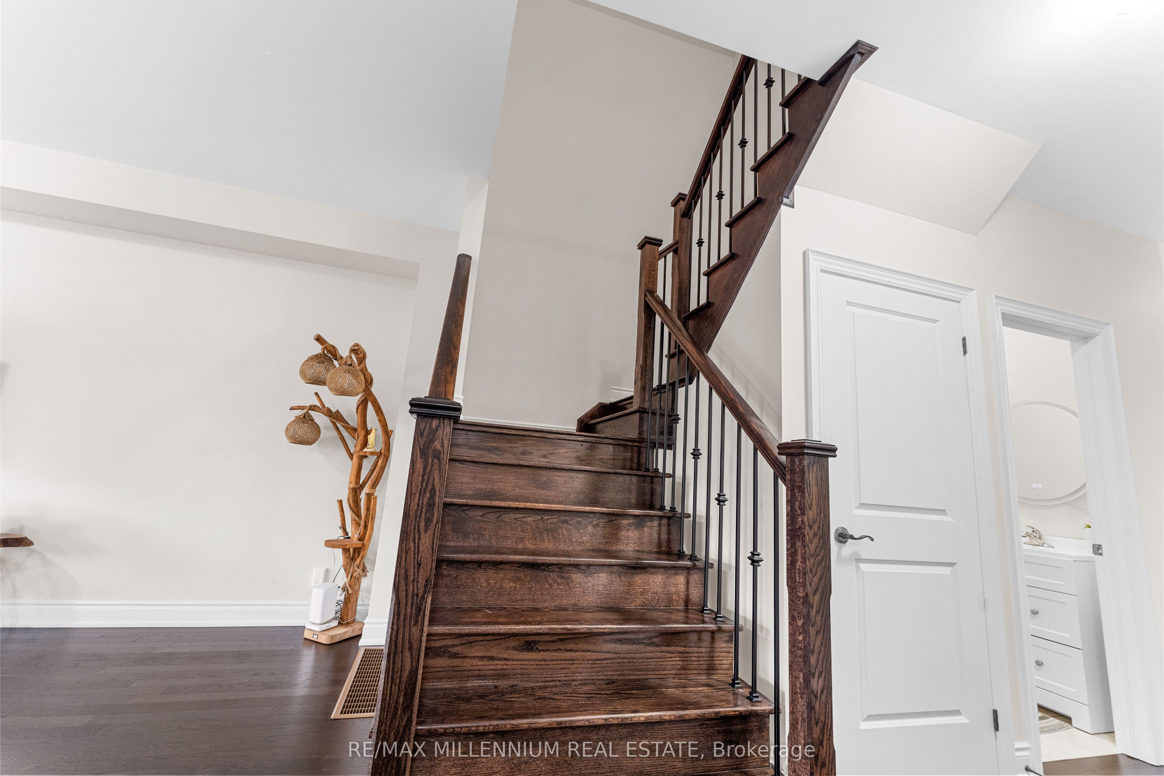 106 Kennedy Boulevard Property Photo 4