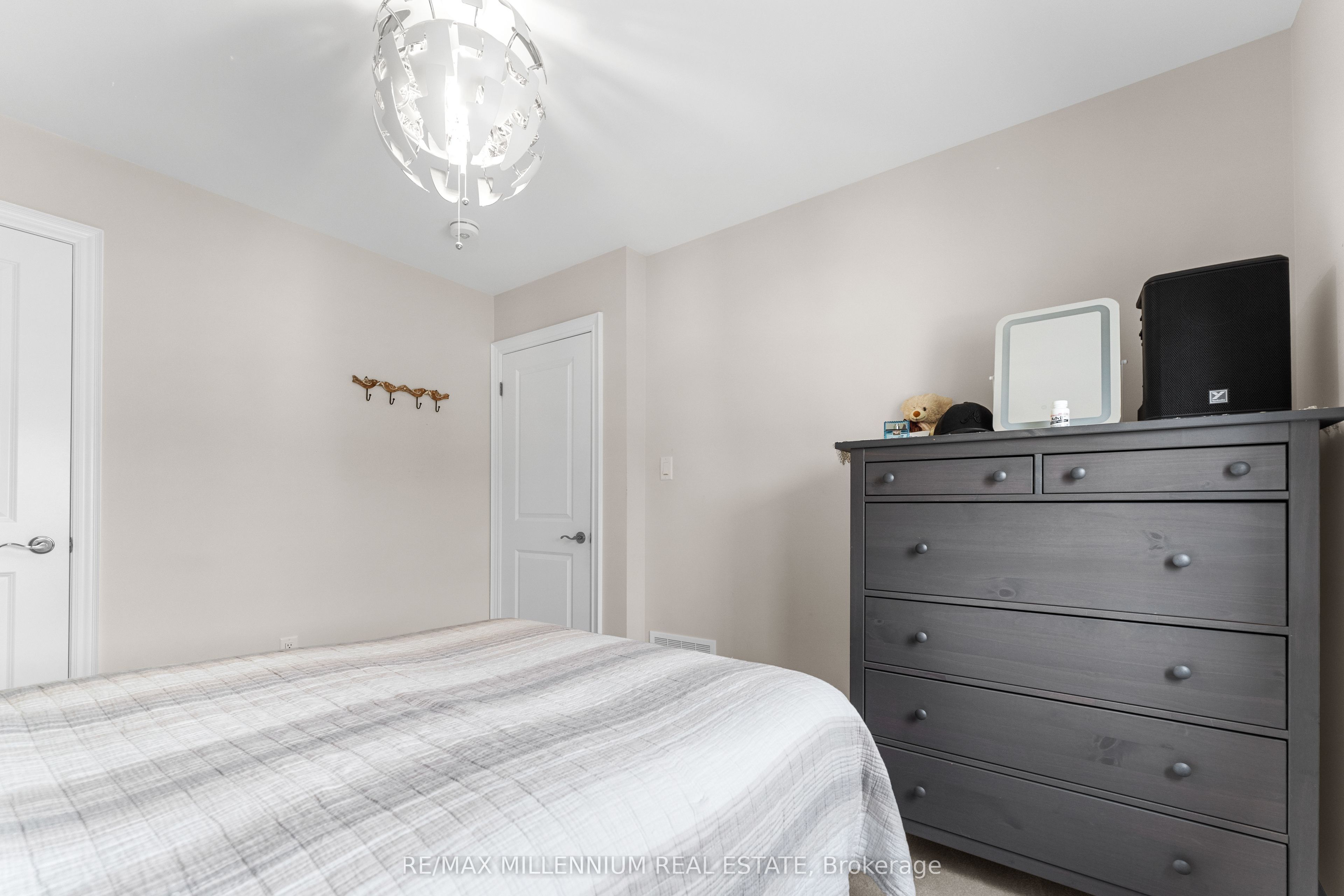 106 Kennedy Boulevard Property Photo 7
