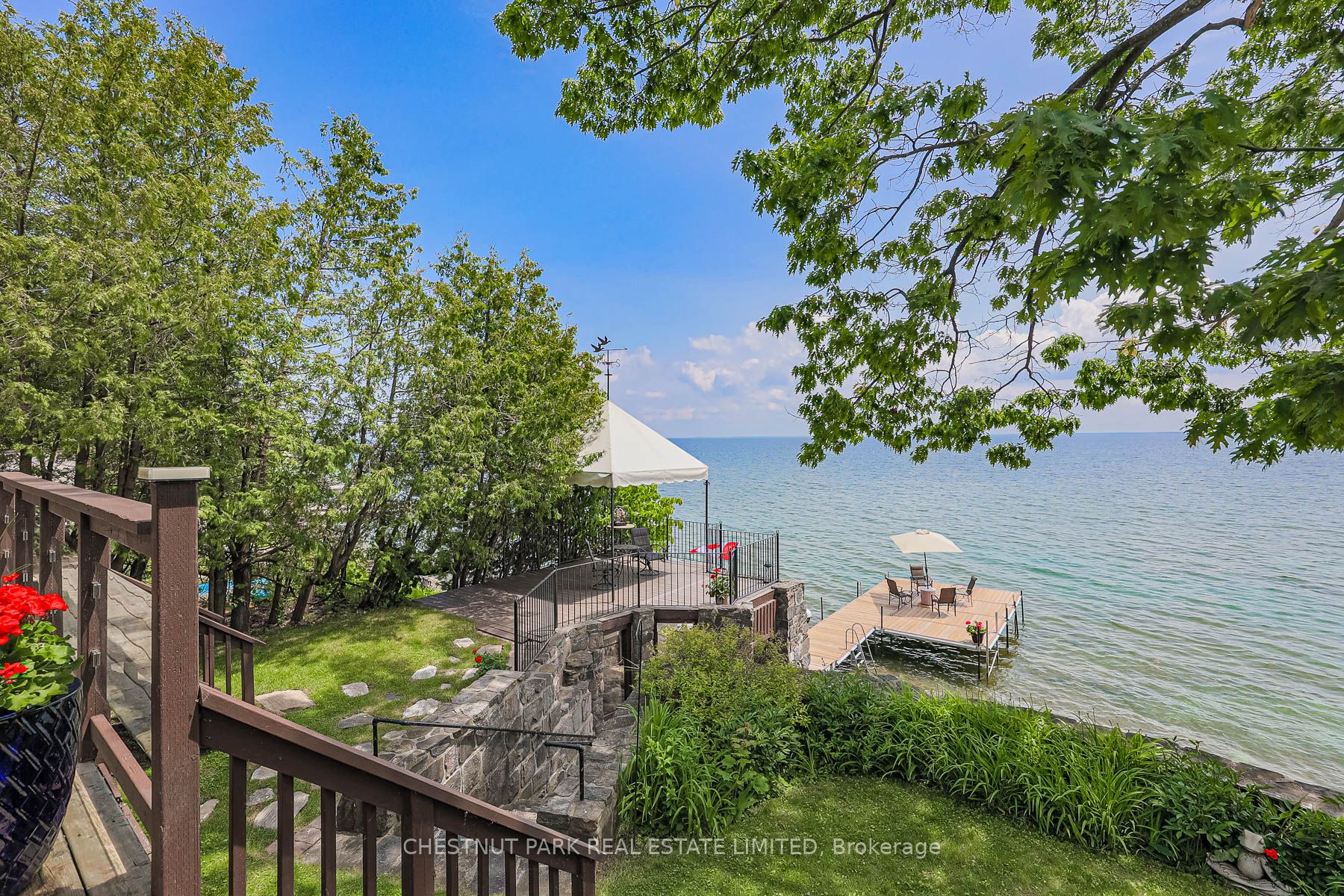 3531 Crescent Harbour Road Picture