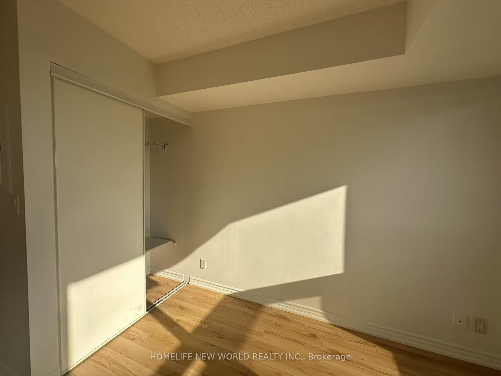 18 Harding Boulevard 1126 Property Photo 12