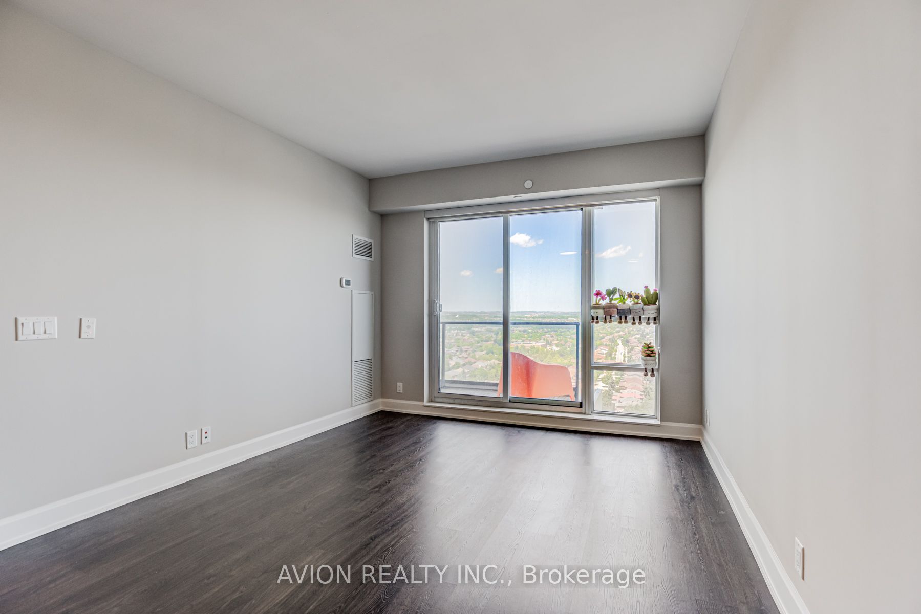 #2512 - 38 Gandhi Lane Property Photo 7