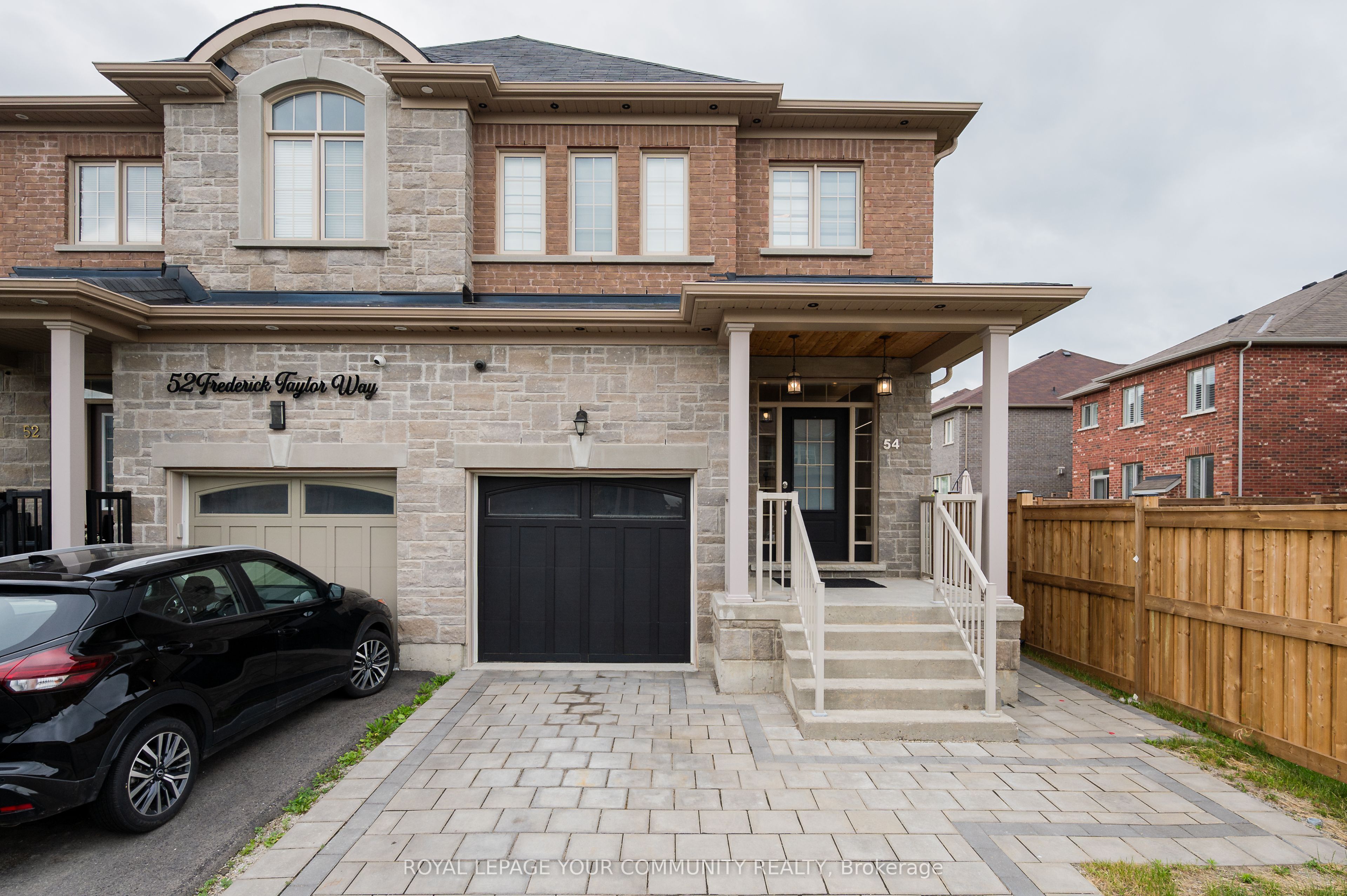 54 Frederick Taylor Way Property Photo 2