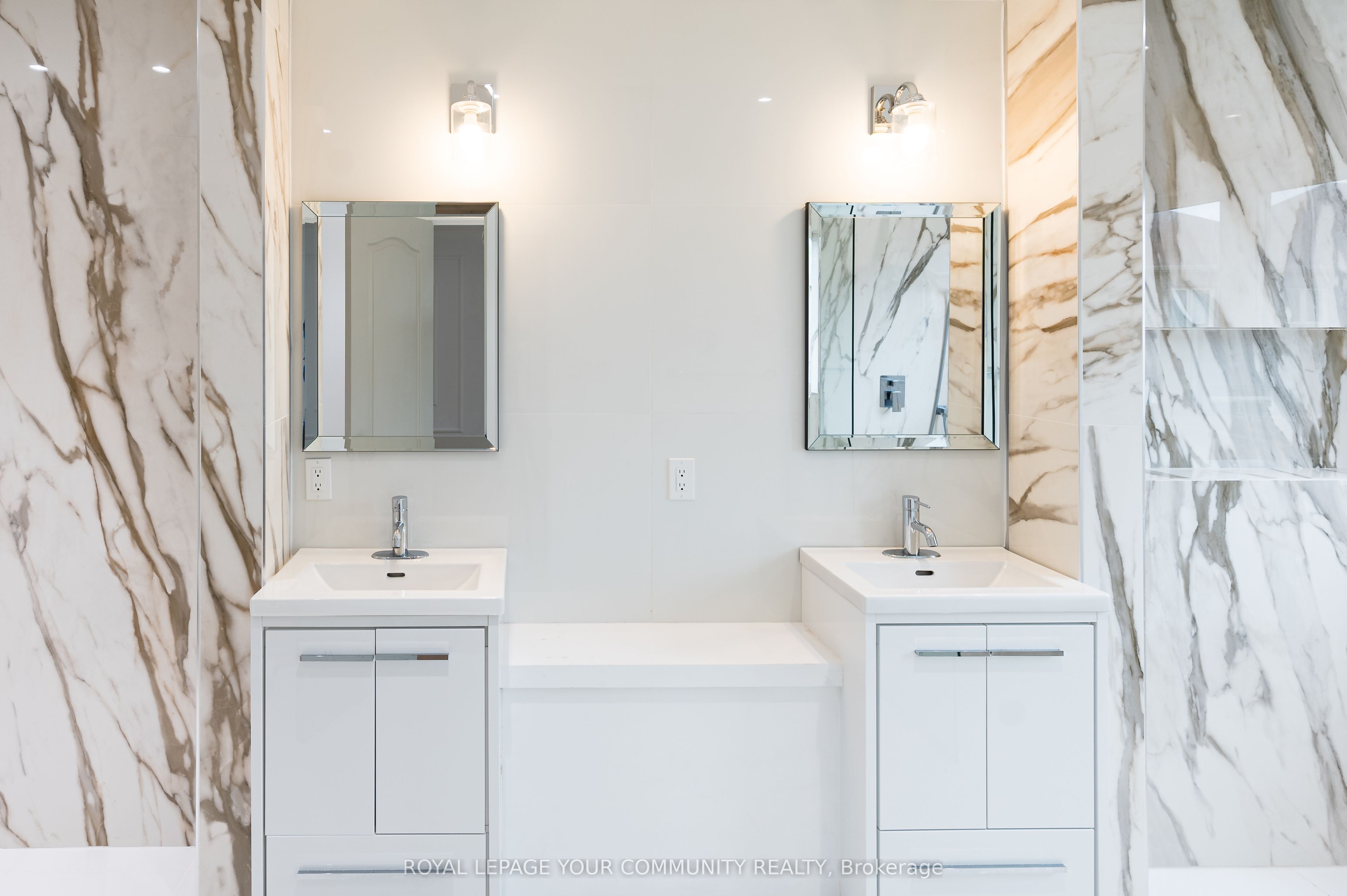 54 Frederick Taylor Way Property Photo 26