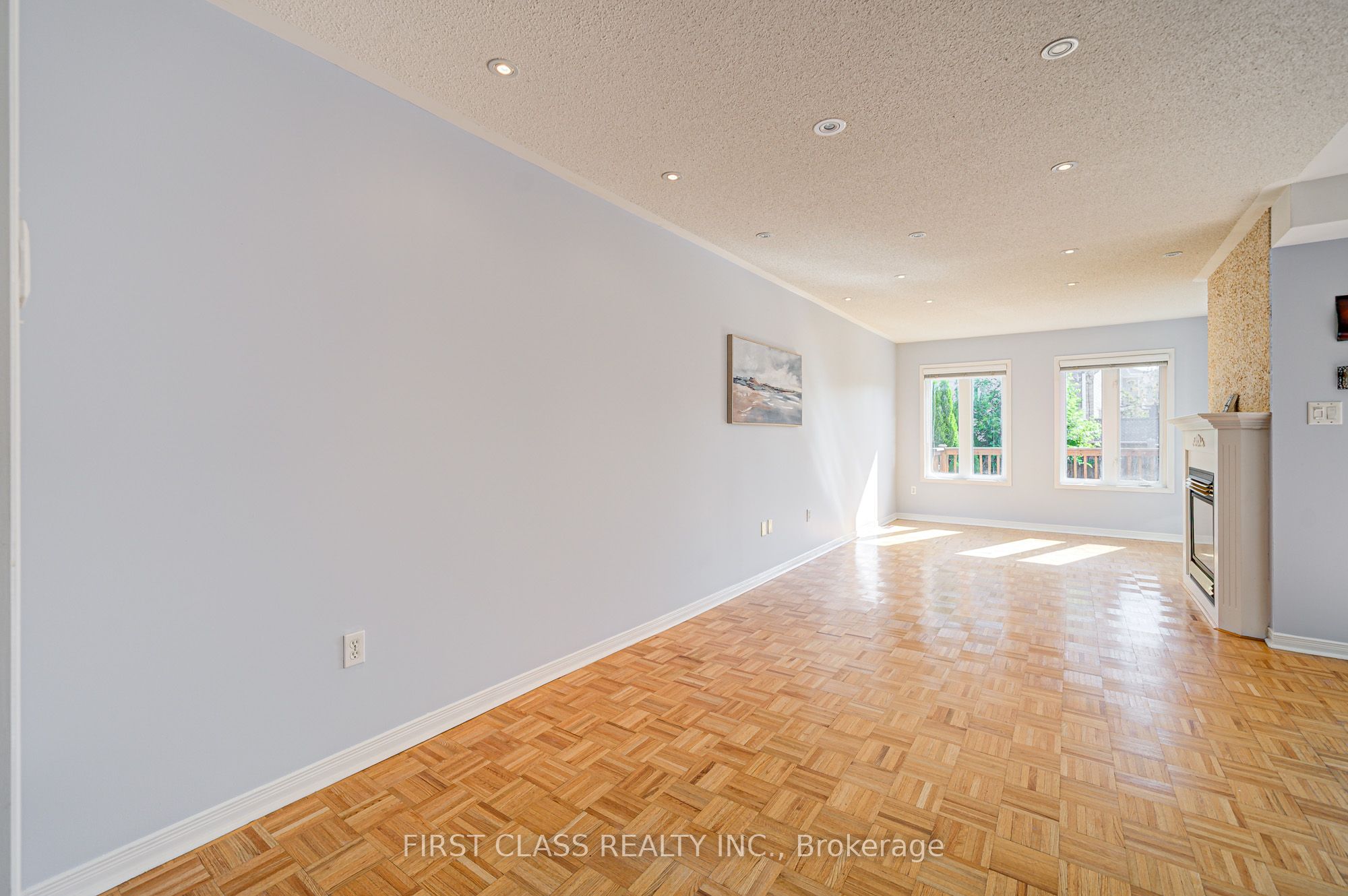 19 Benjamin Hood Crescent Property Photo 21