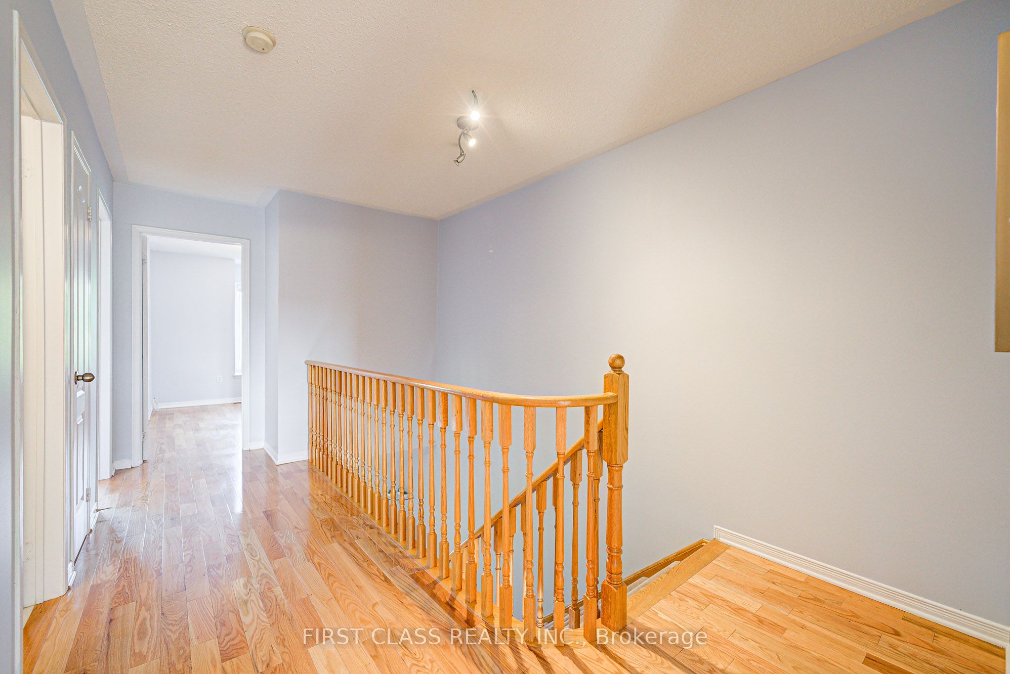 19 Benjamin Hood Crescent Property Photo 27