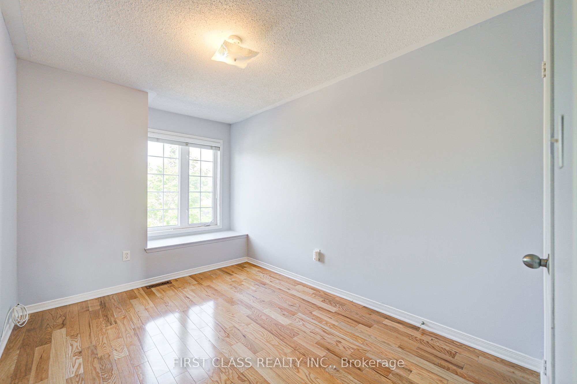 19 Benjamin Hood Crescent Property Photo 30
